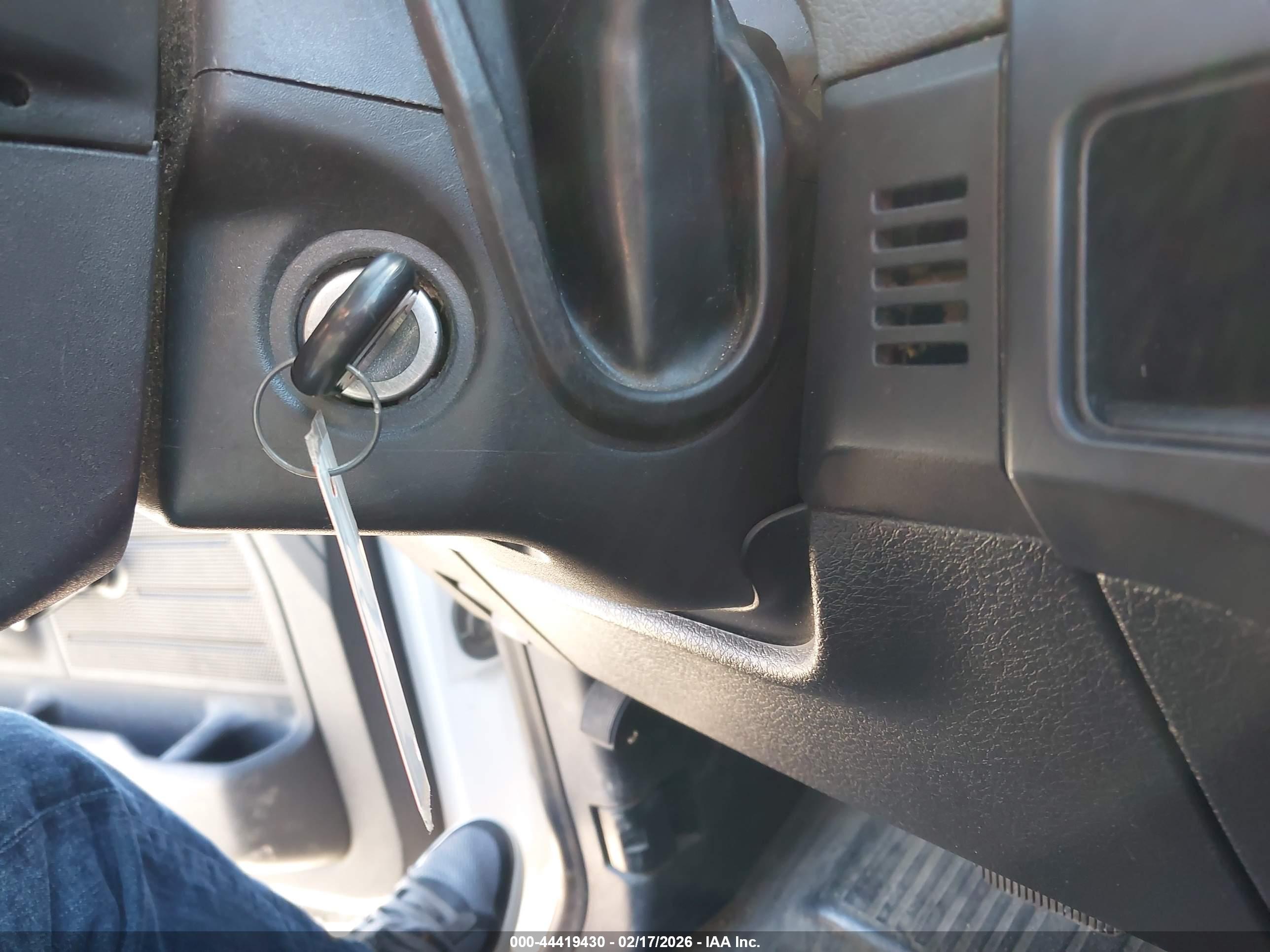 FORD F-150 image 11
