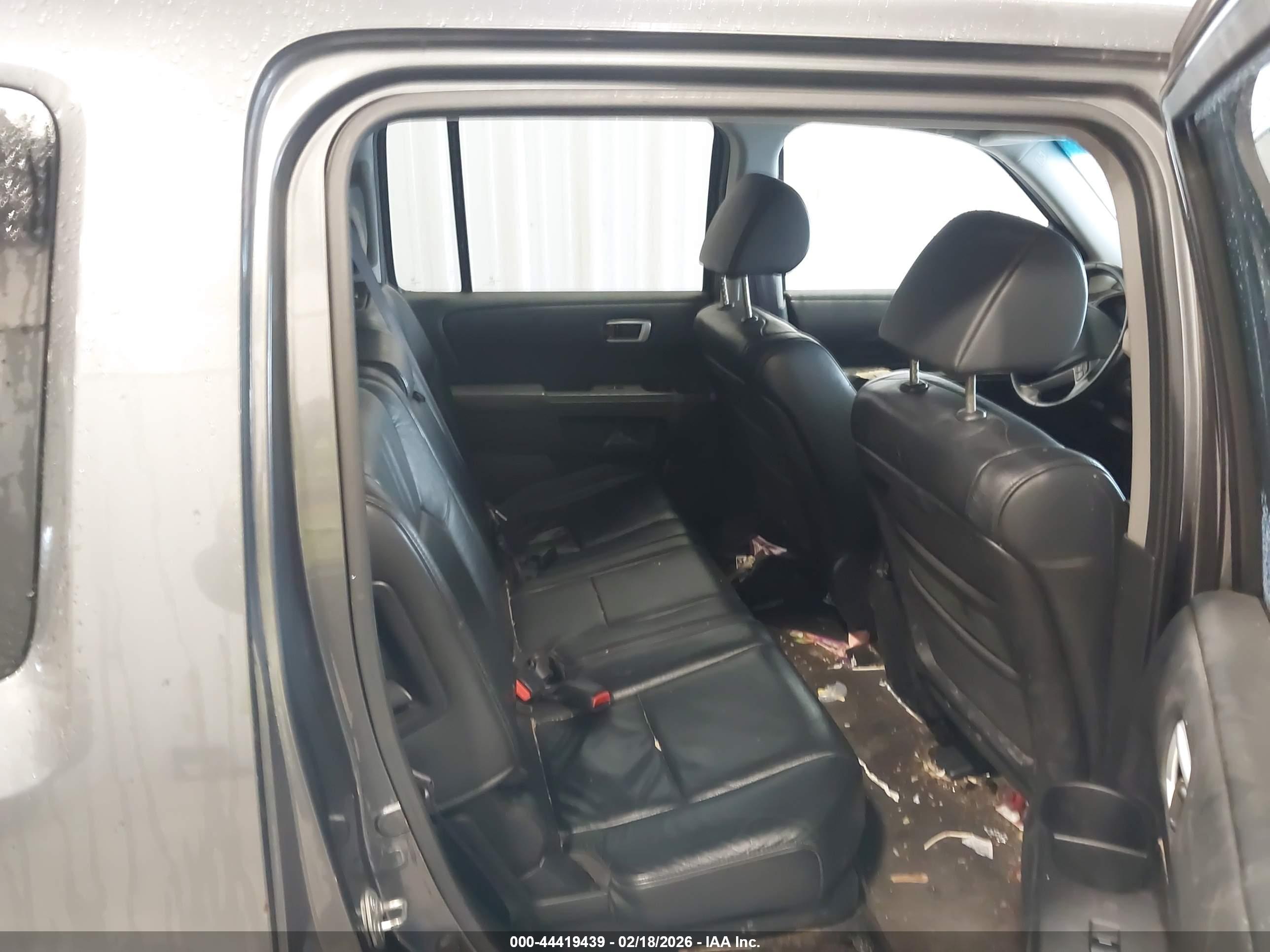 HONDA PILOT image 8