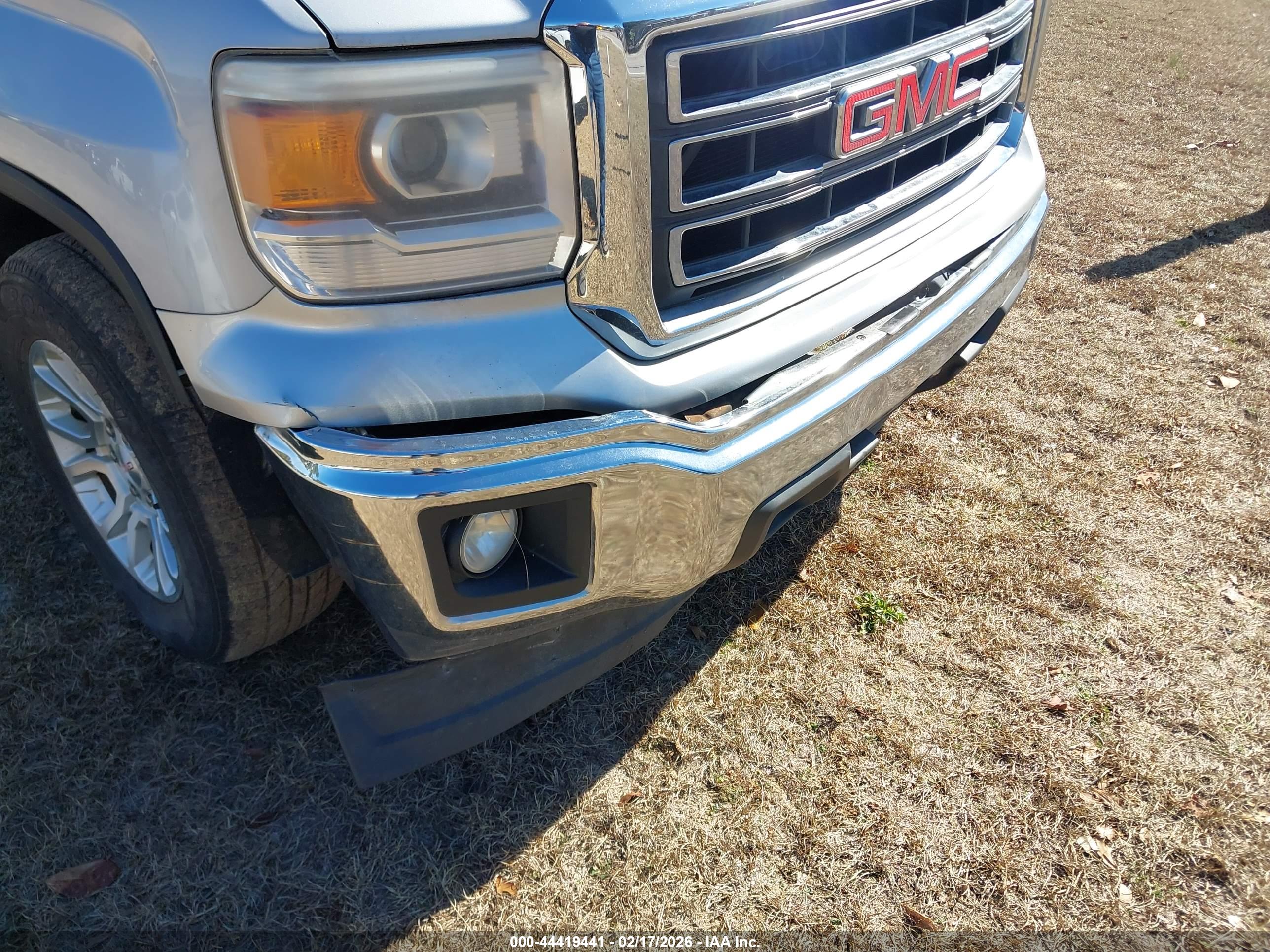GMC SIERRA image 6