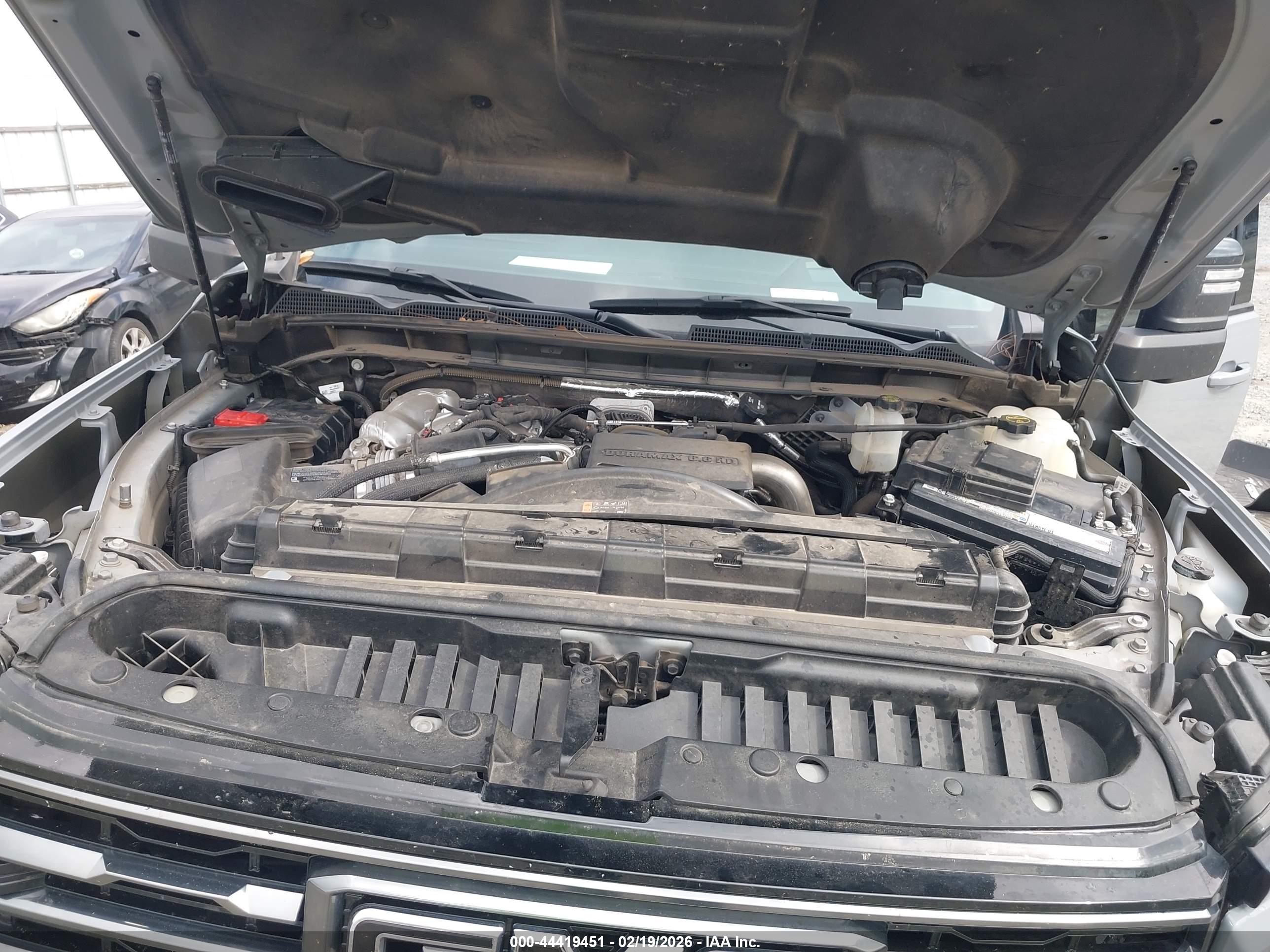 GMC SIERRA image 10