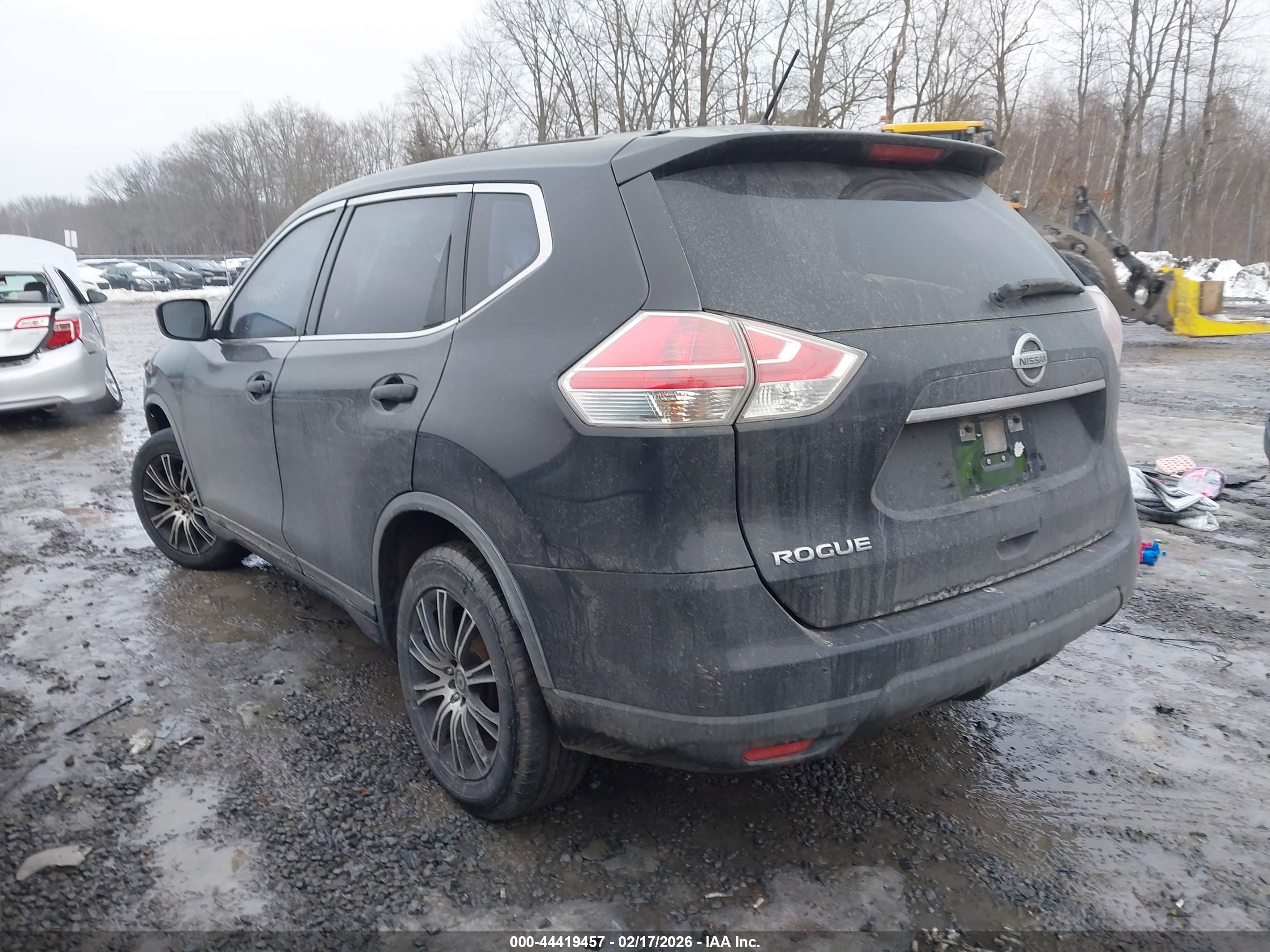 NISSAN ROGUE image 3