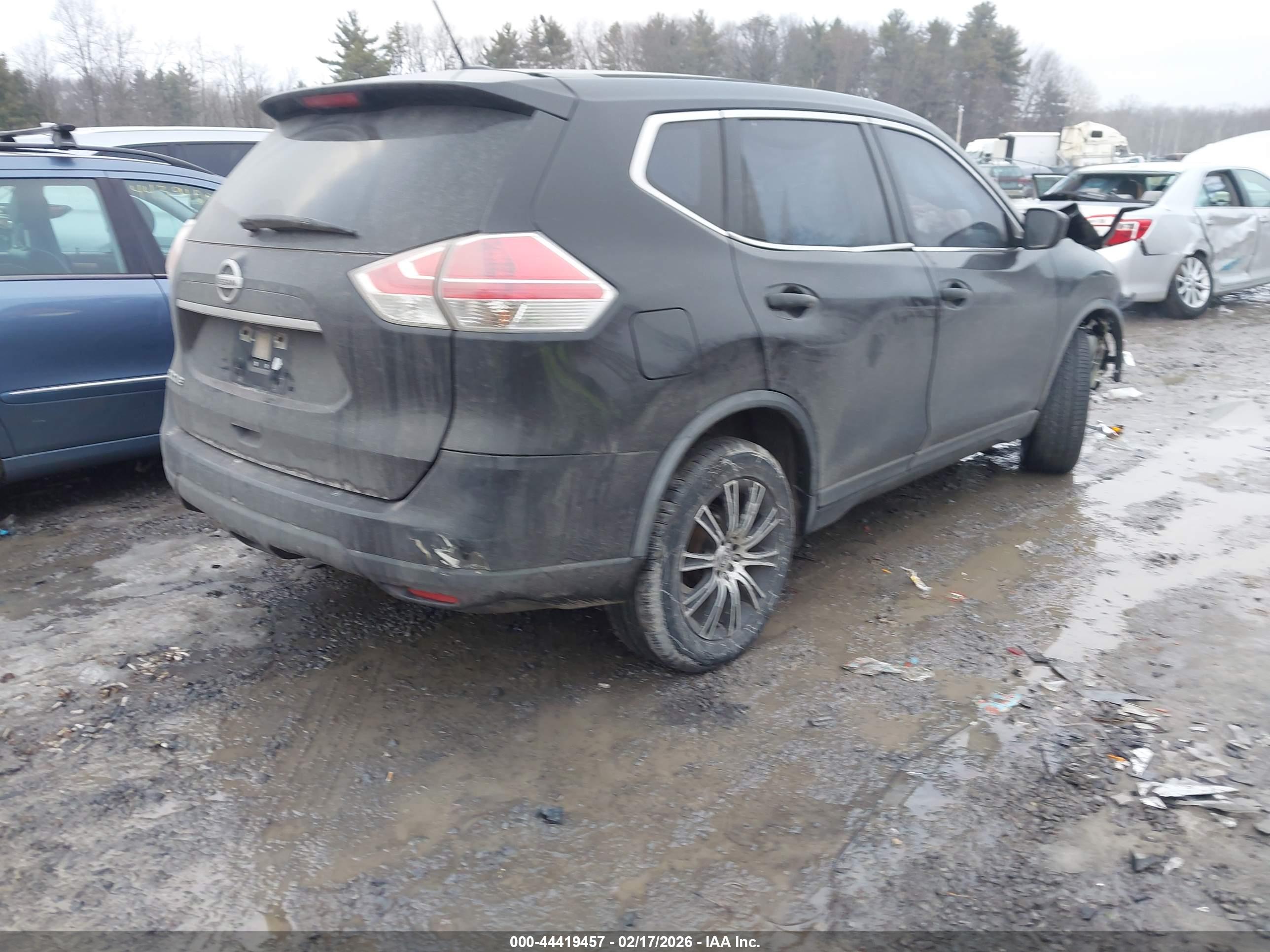 NISSAN ROGUE image 4