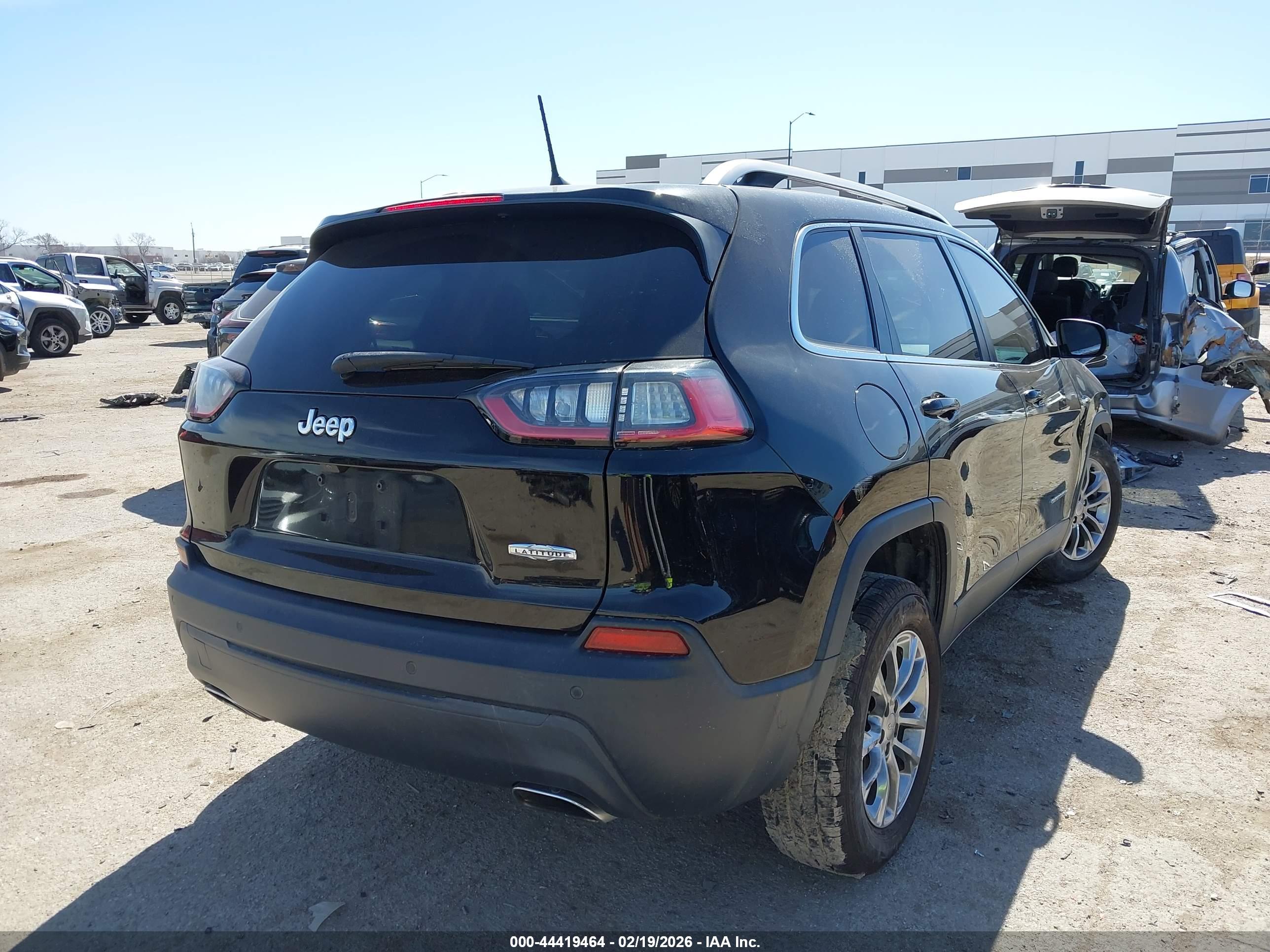 JEEP CHEROKEE image 4
