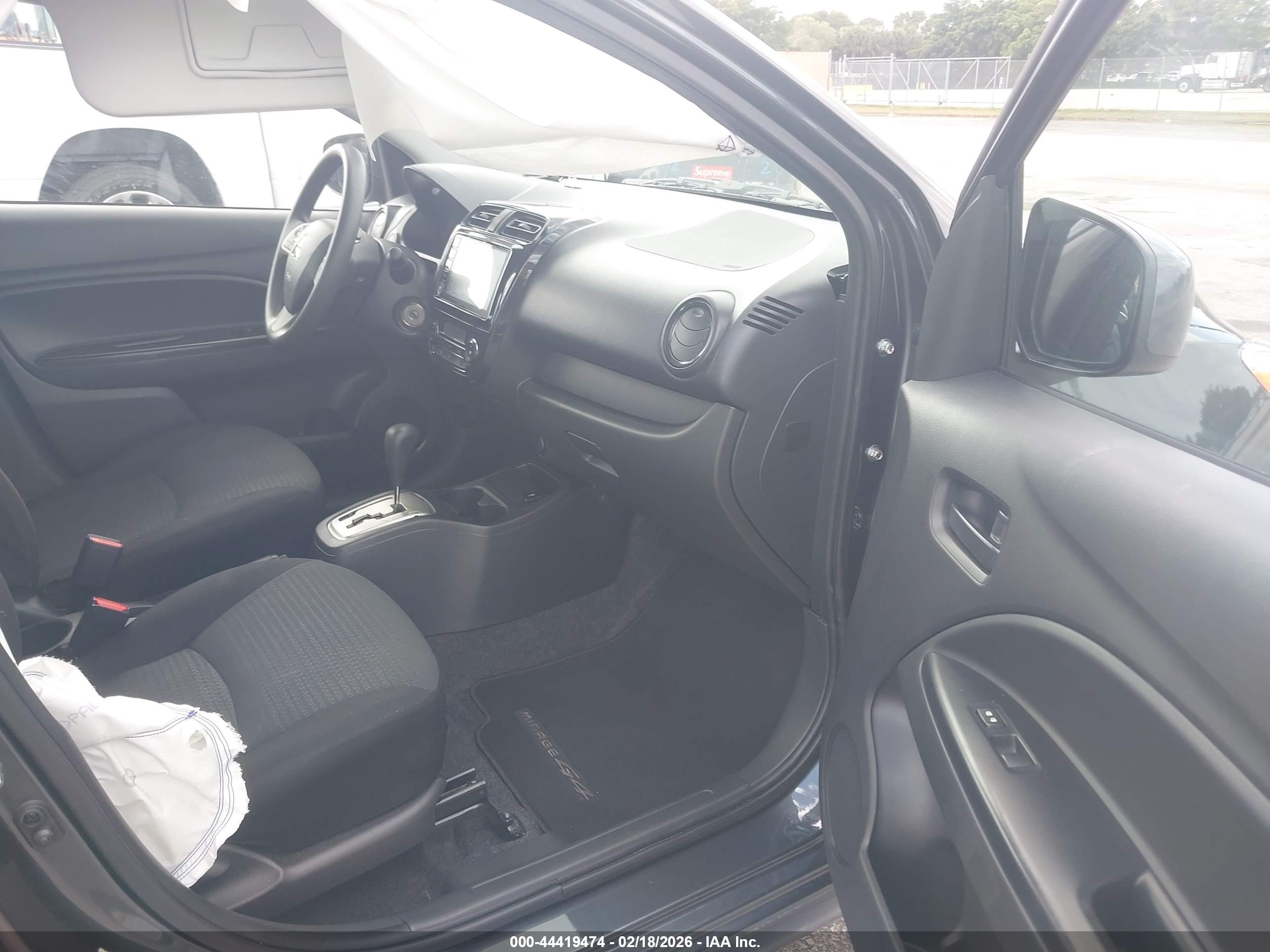 MITSUBISHI MIRAGE image 5