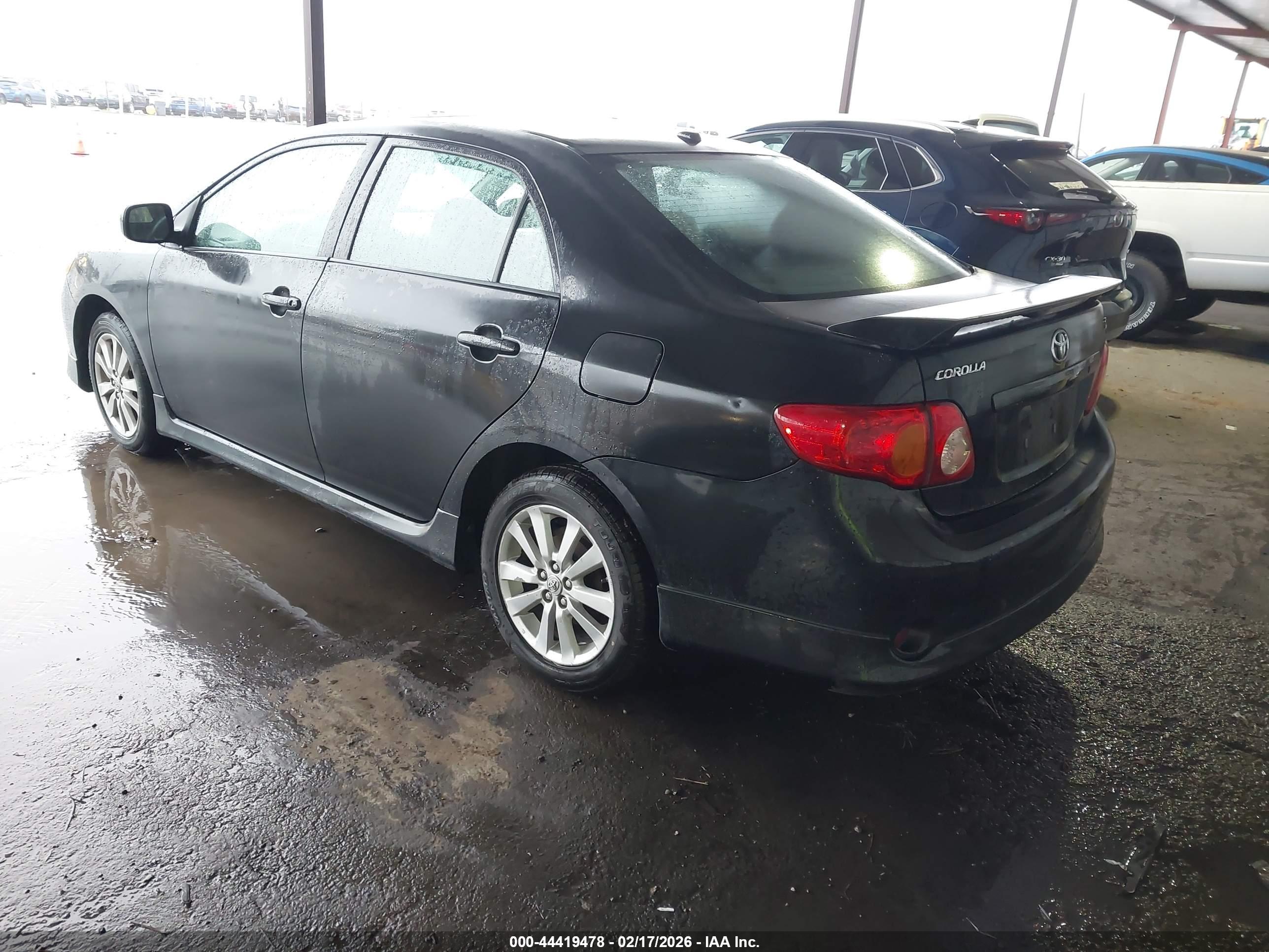 TOYOTA COROLLA image 3