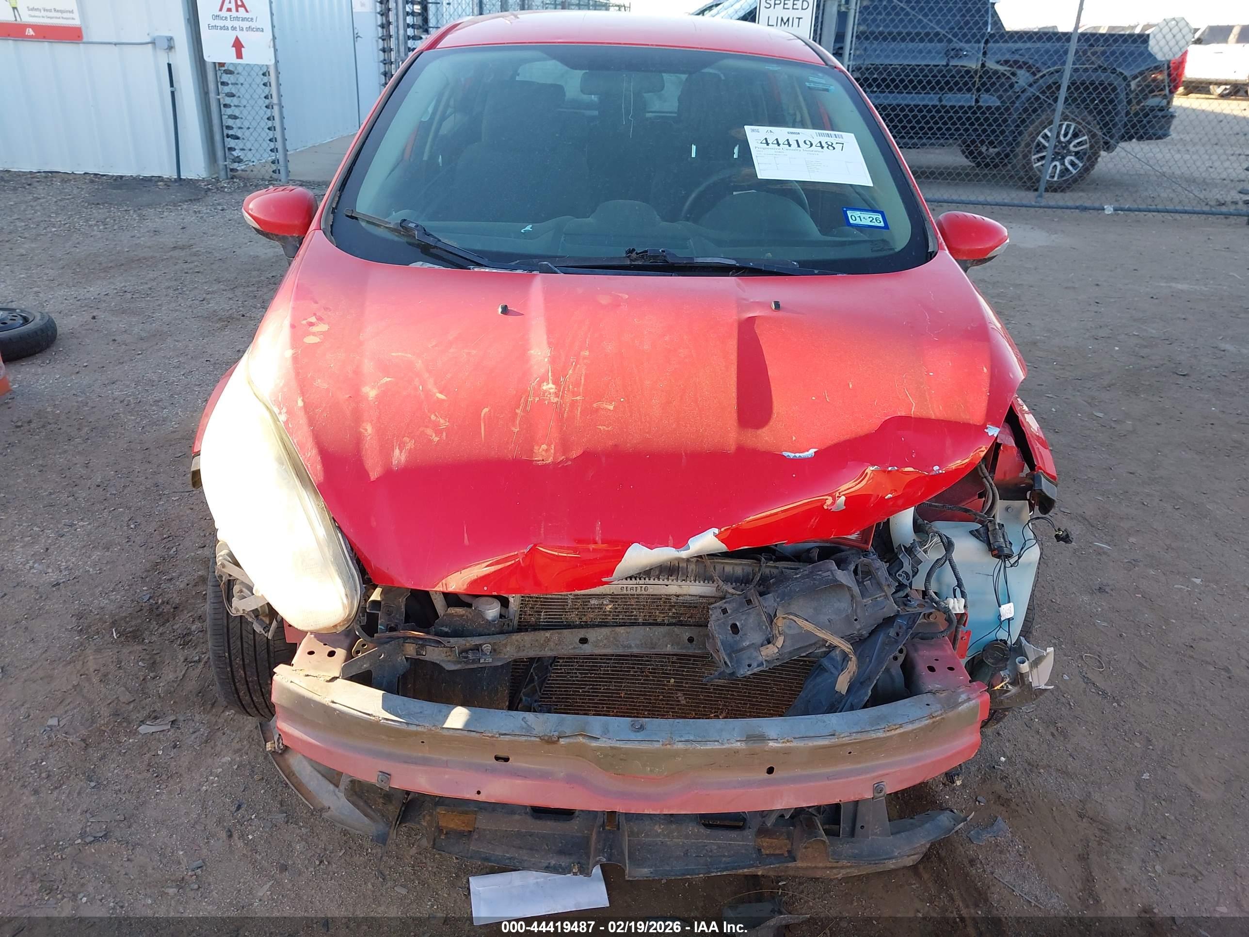 FORD FIESTA image 6