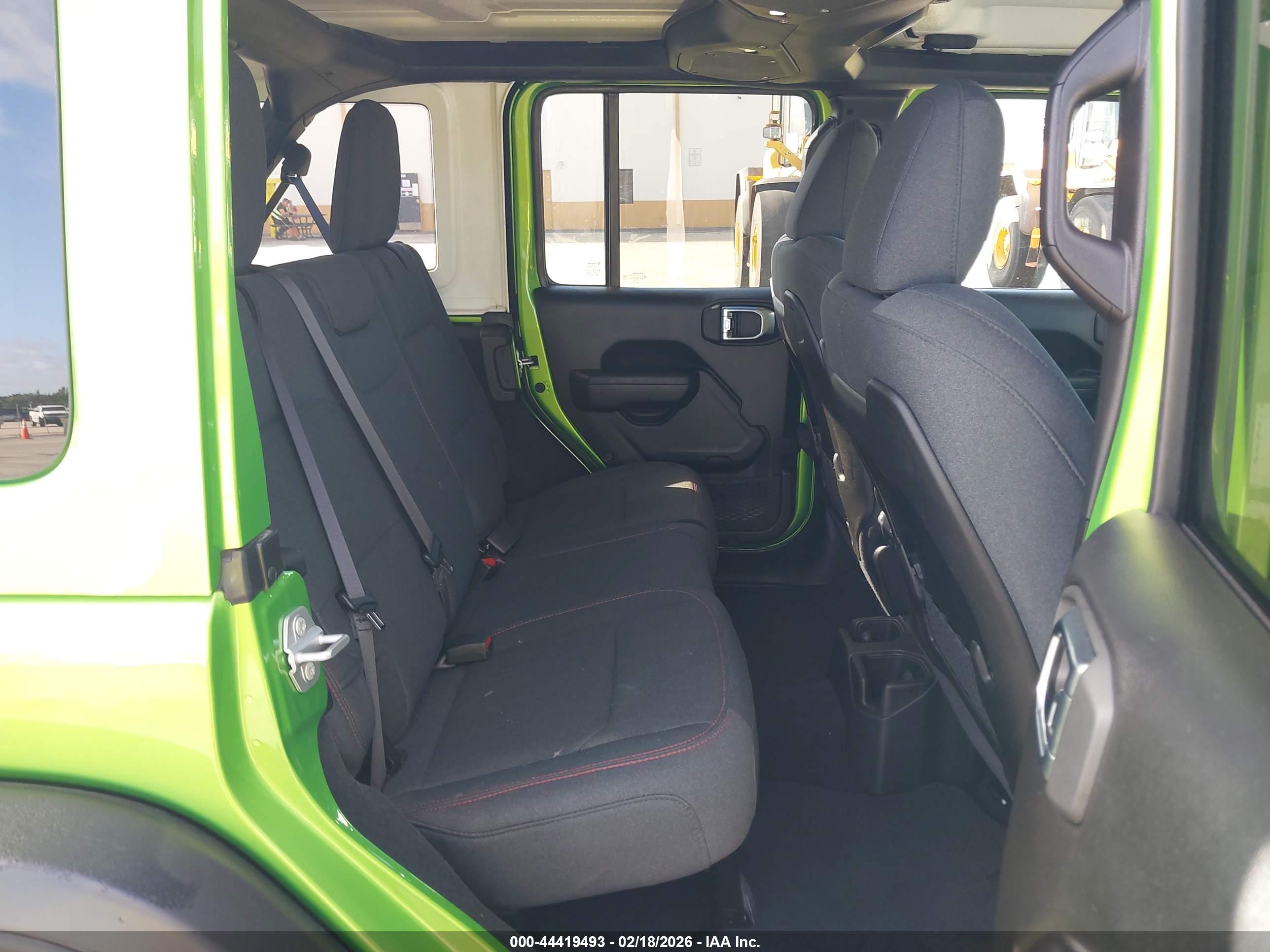 JEEP WRANGLER image 8