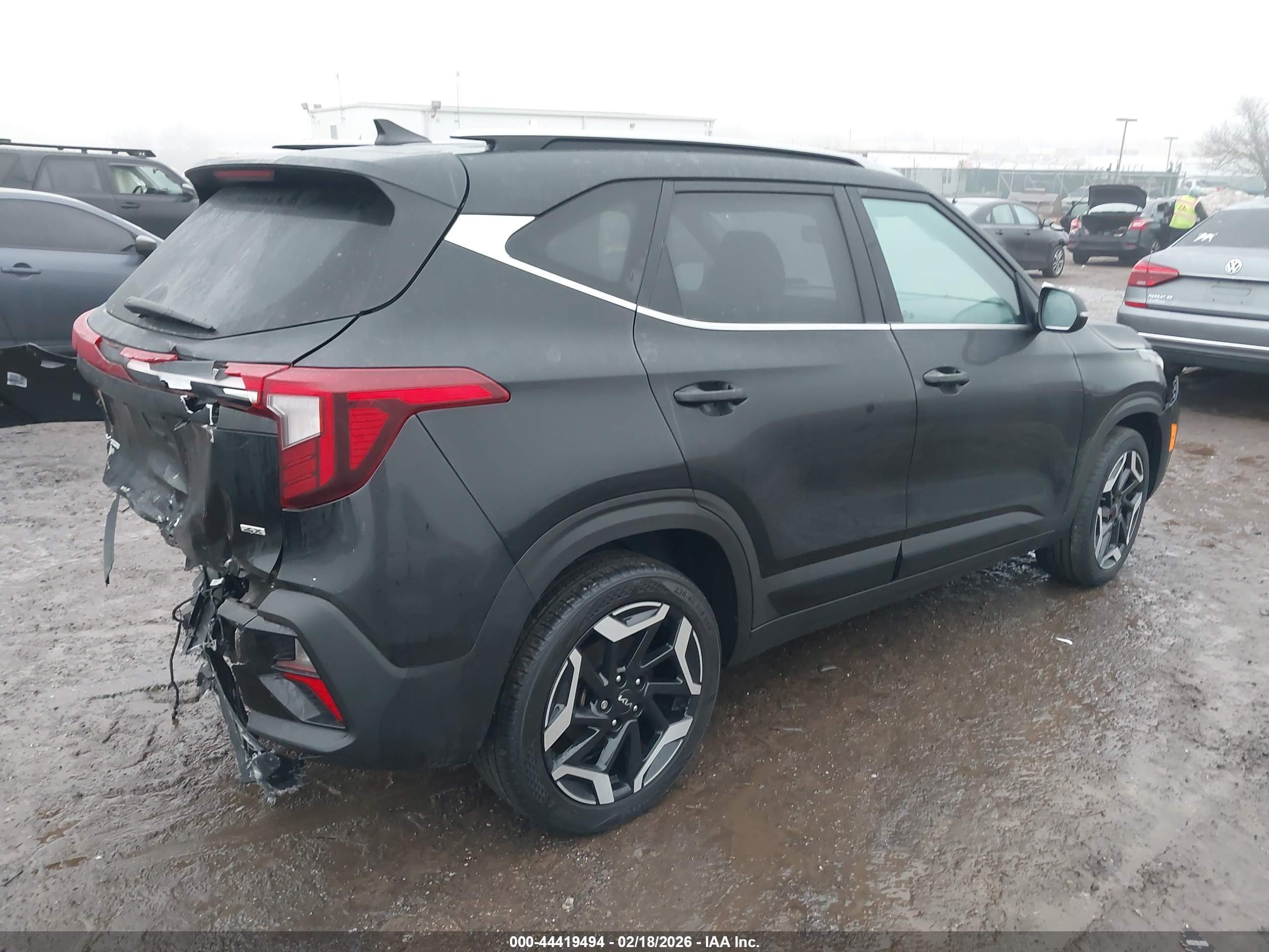 KIA SELTOS image 4