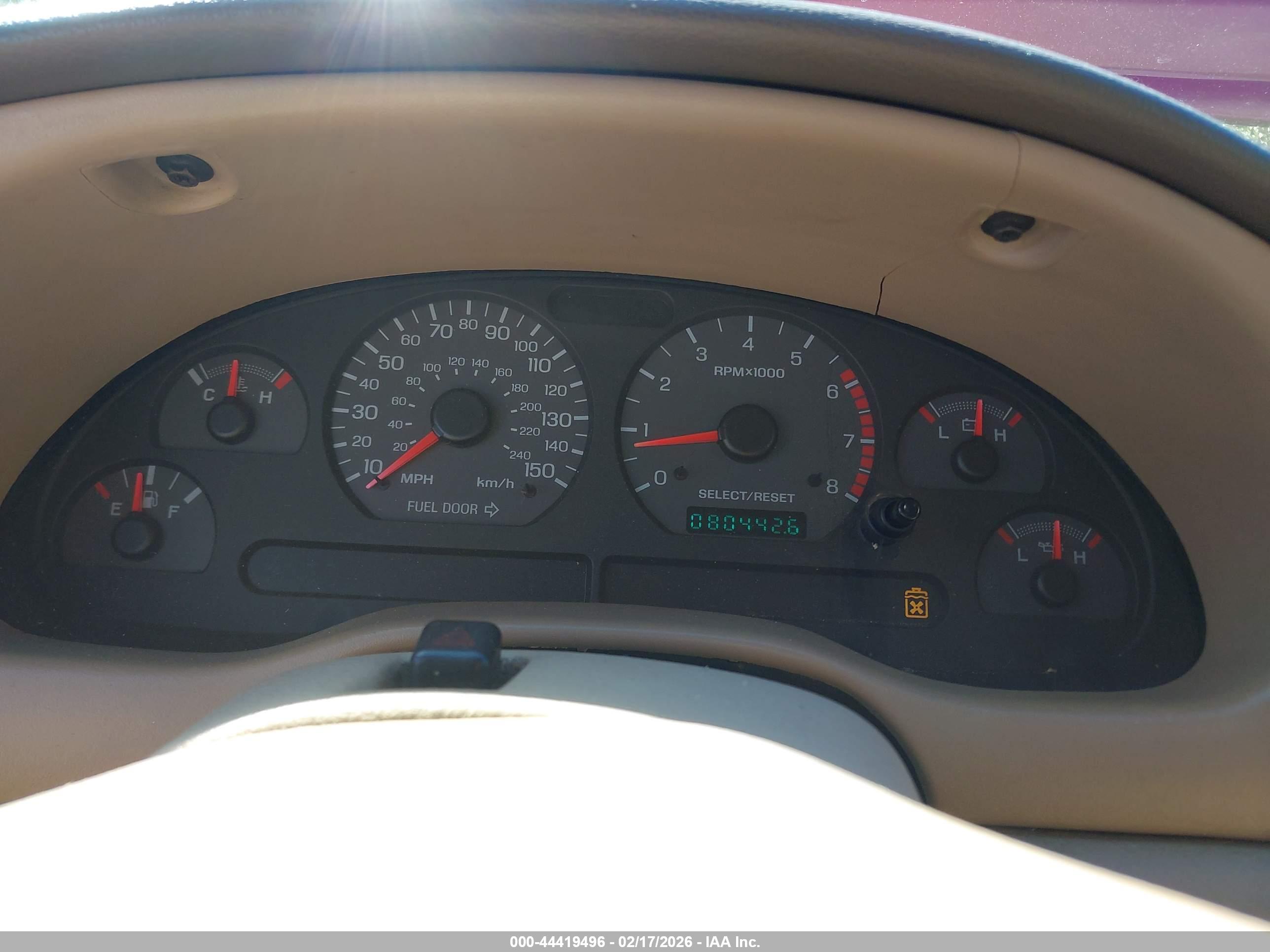 FORD MUSTANG image 7