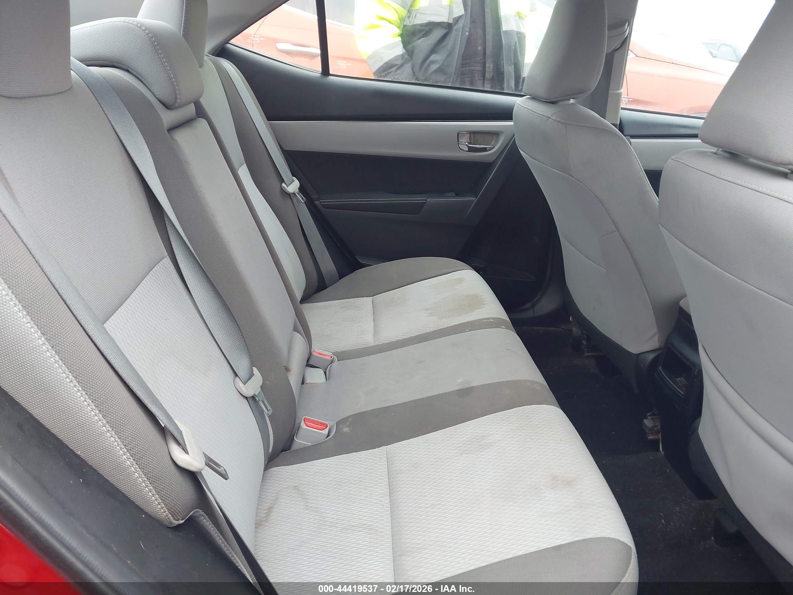 TOYOTA COROLLA image 8