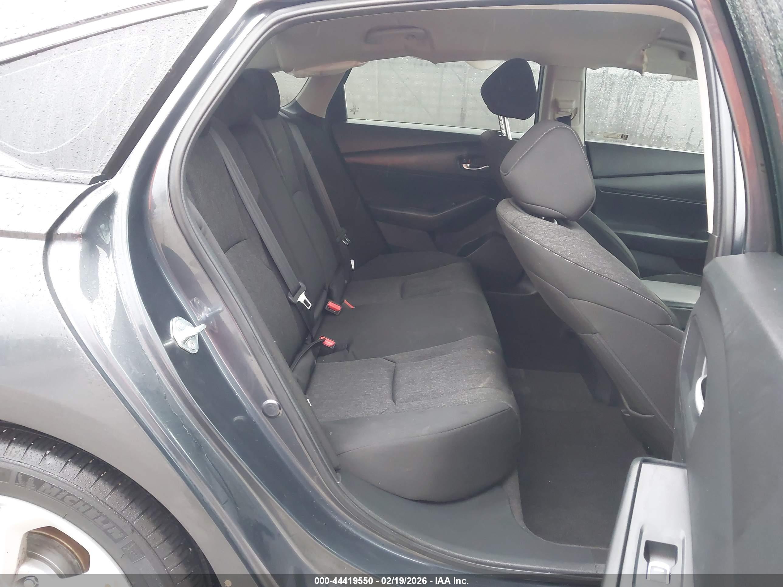 HONDA ACCORD image 8