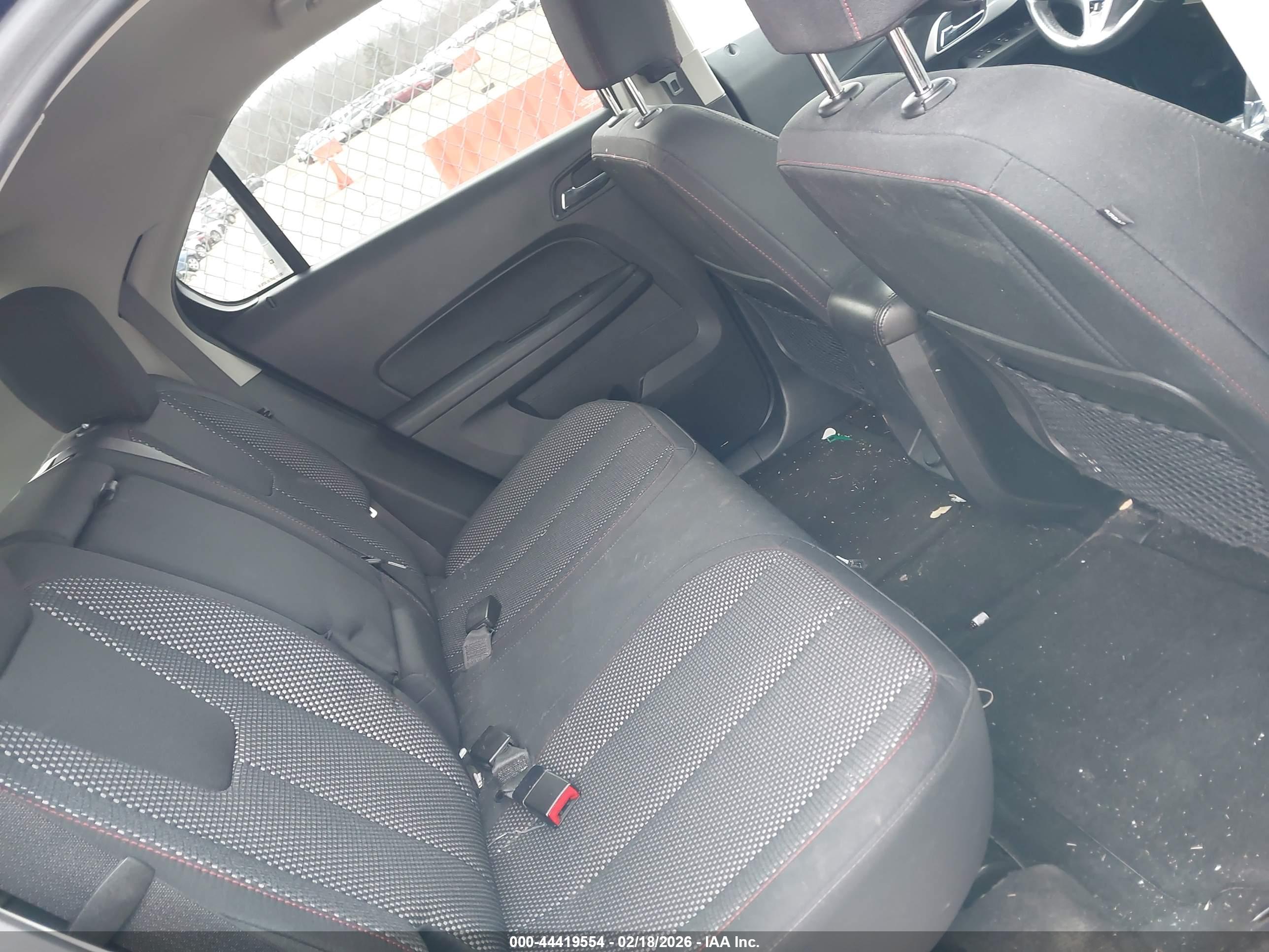 CHEVROLET EQUINOX image 8