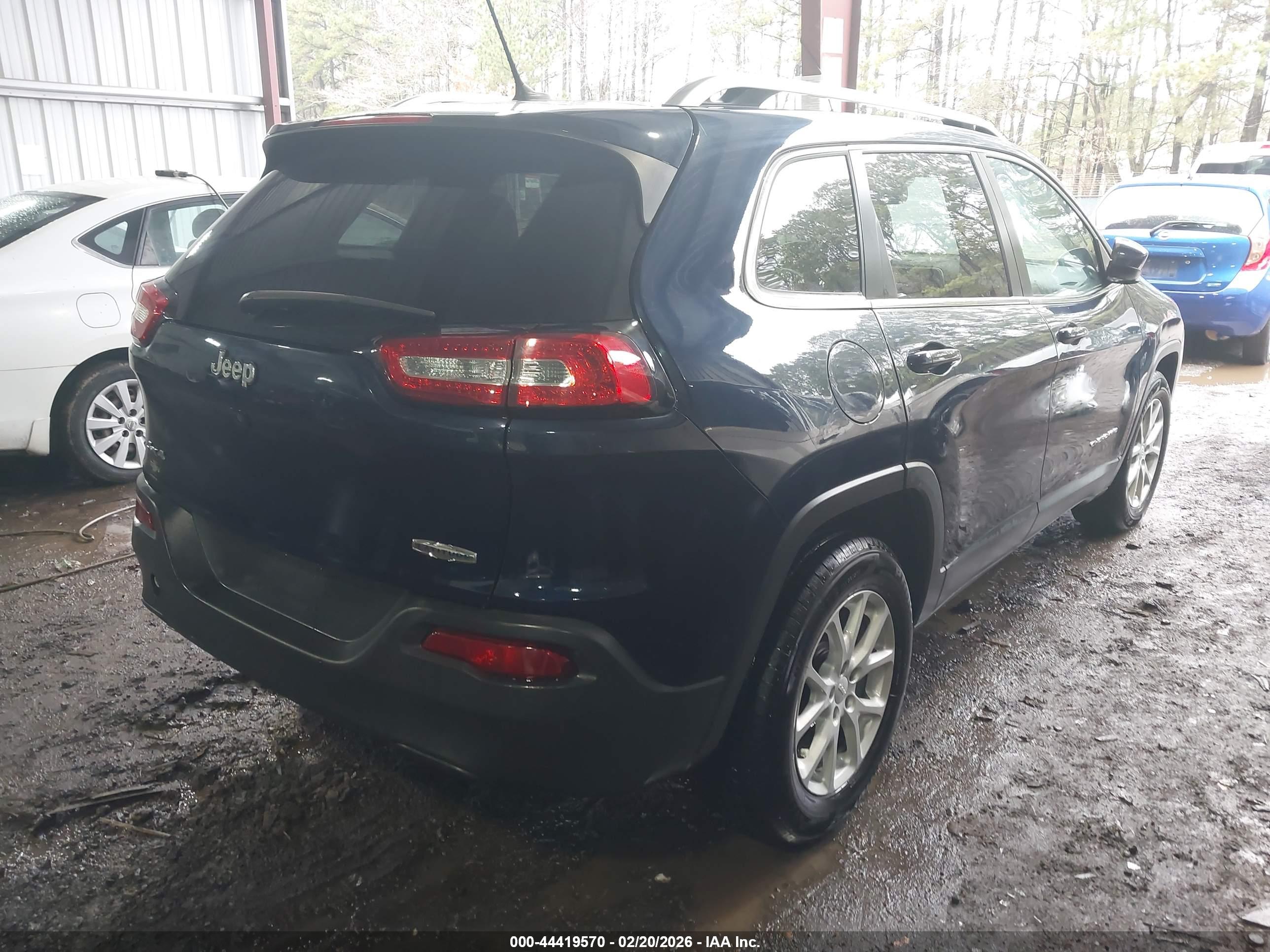 JEEP CHEROKEE image 4