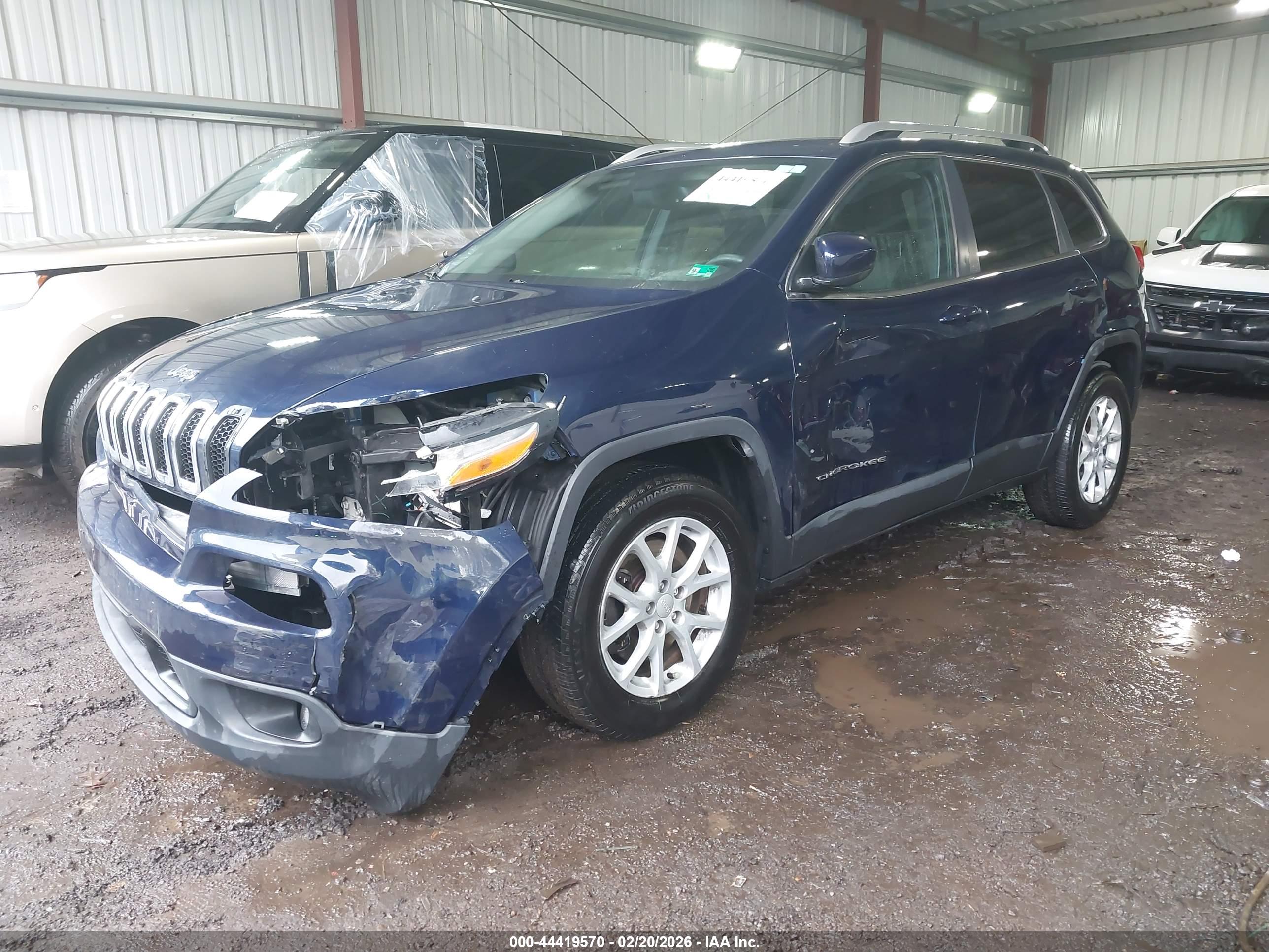 JEEP CHEROKEE image 6