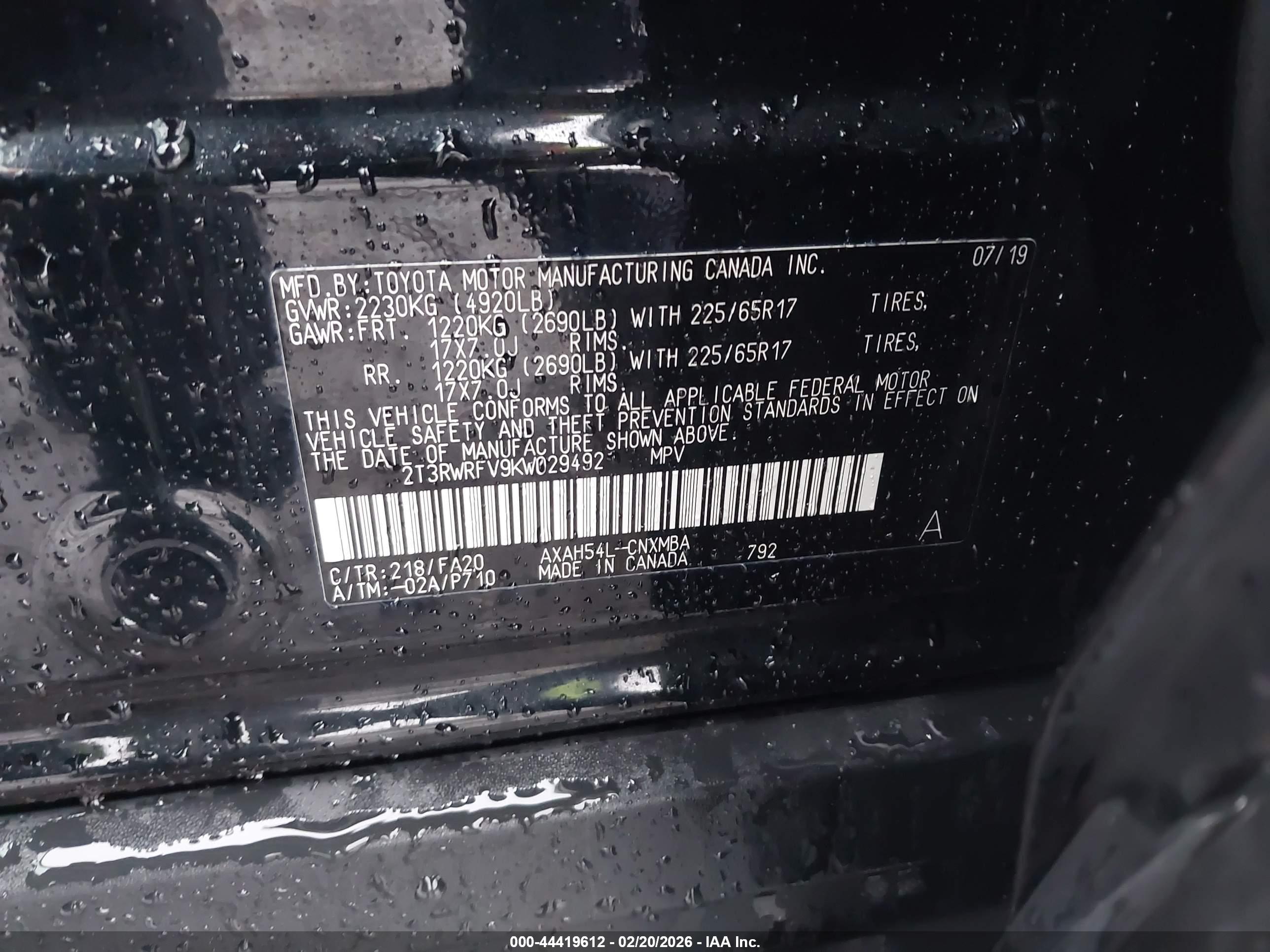 TOYOTA RAV4 image 9