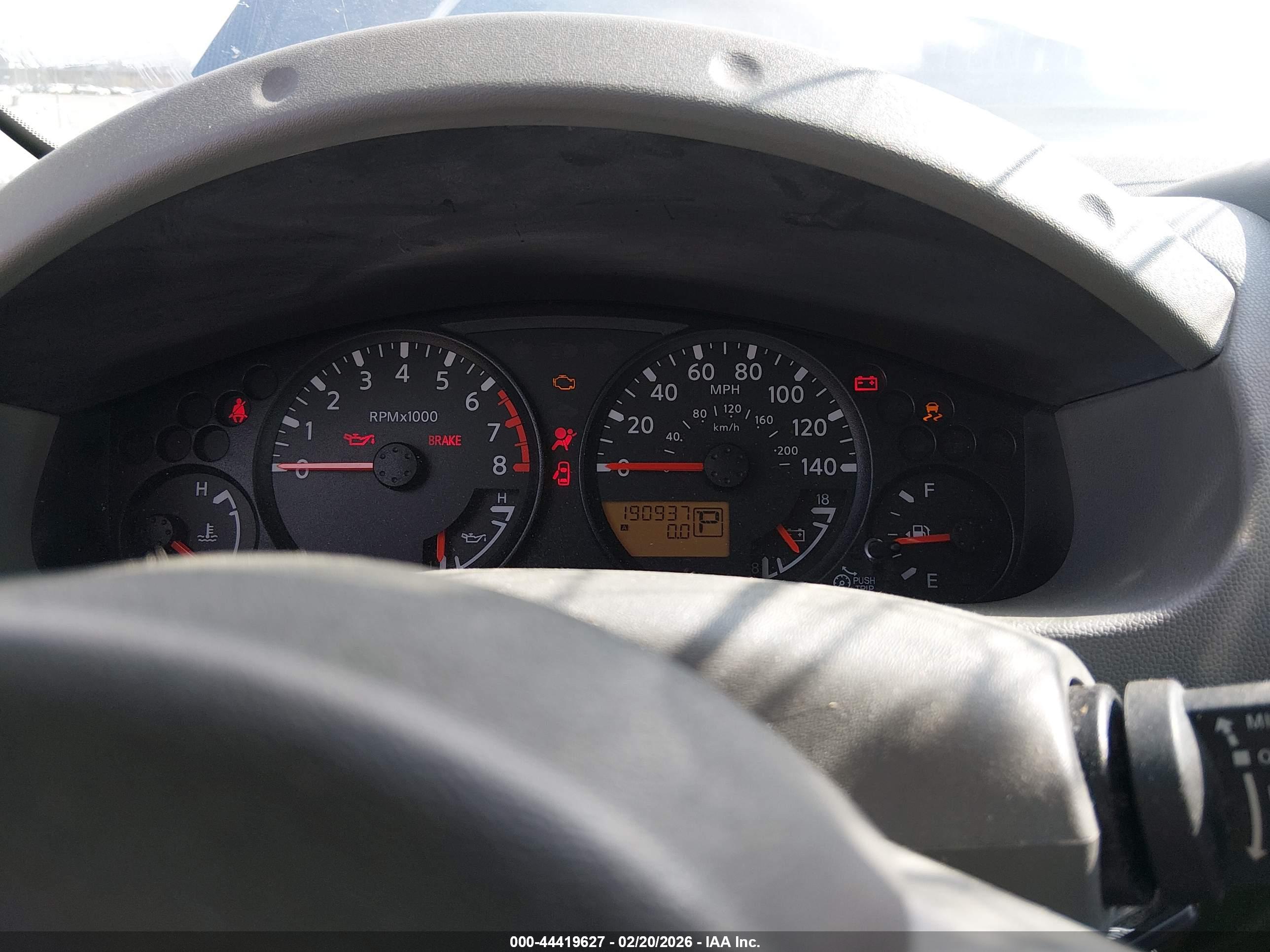 NISSAN FRONTIER image 7