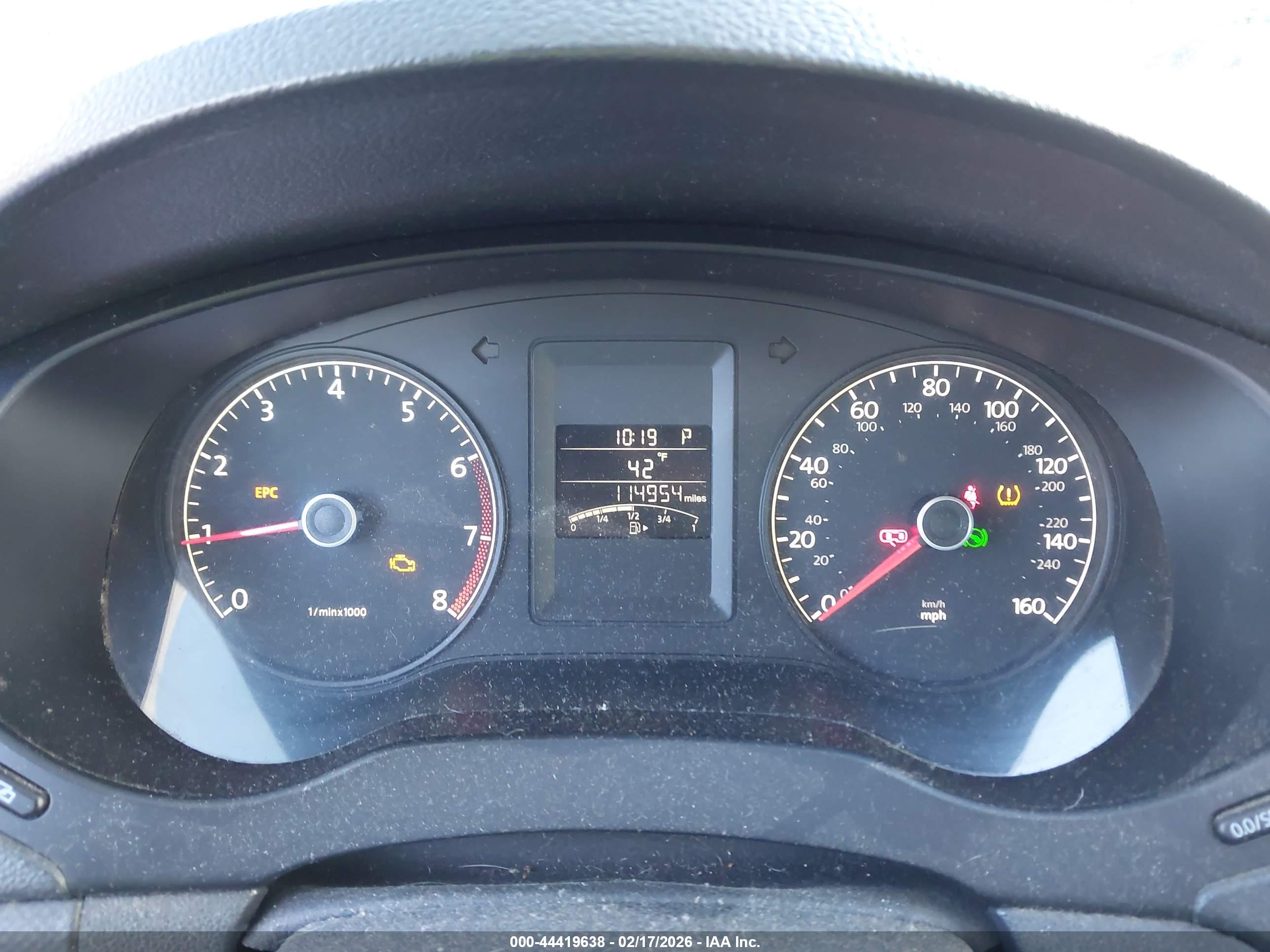 VOLKSWAGEN JETTA image 7