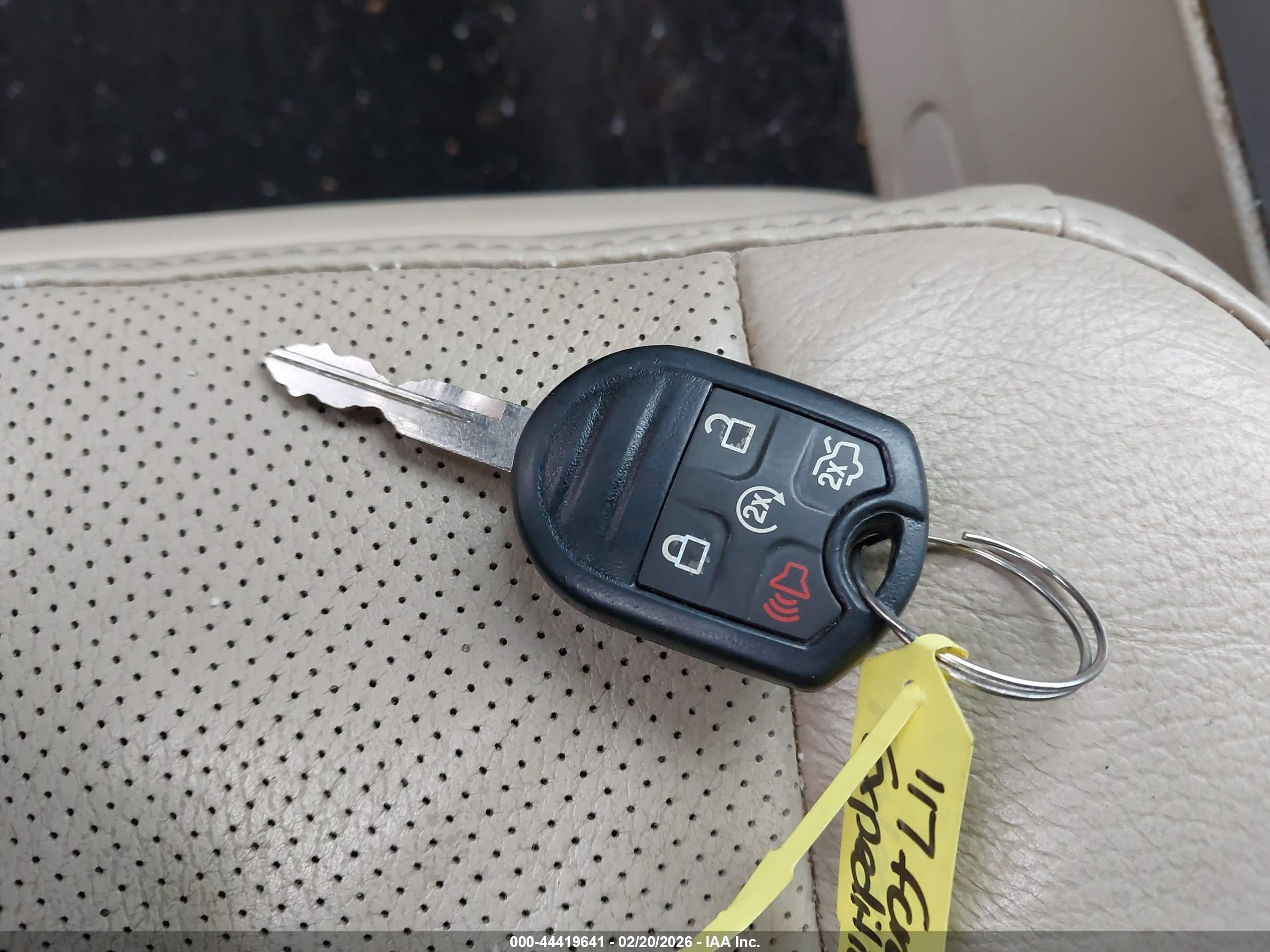FORD EXPEDITION image 11