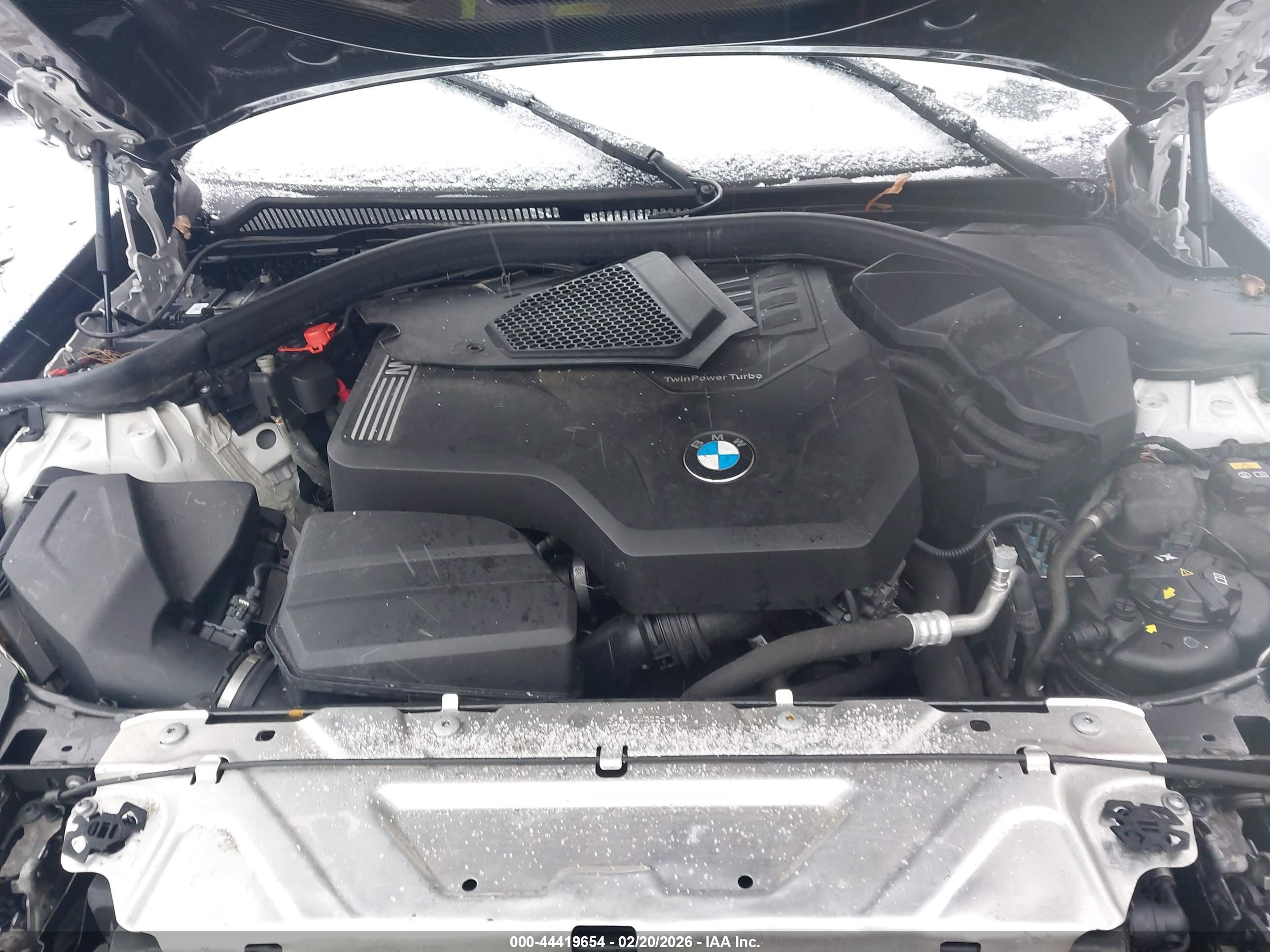 BMW 330I image 10