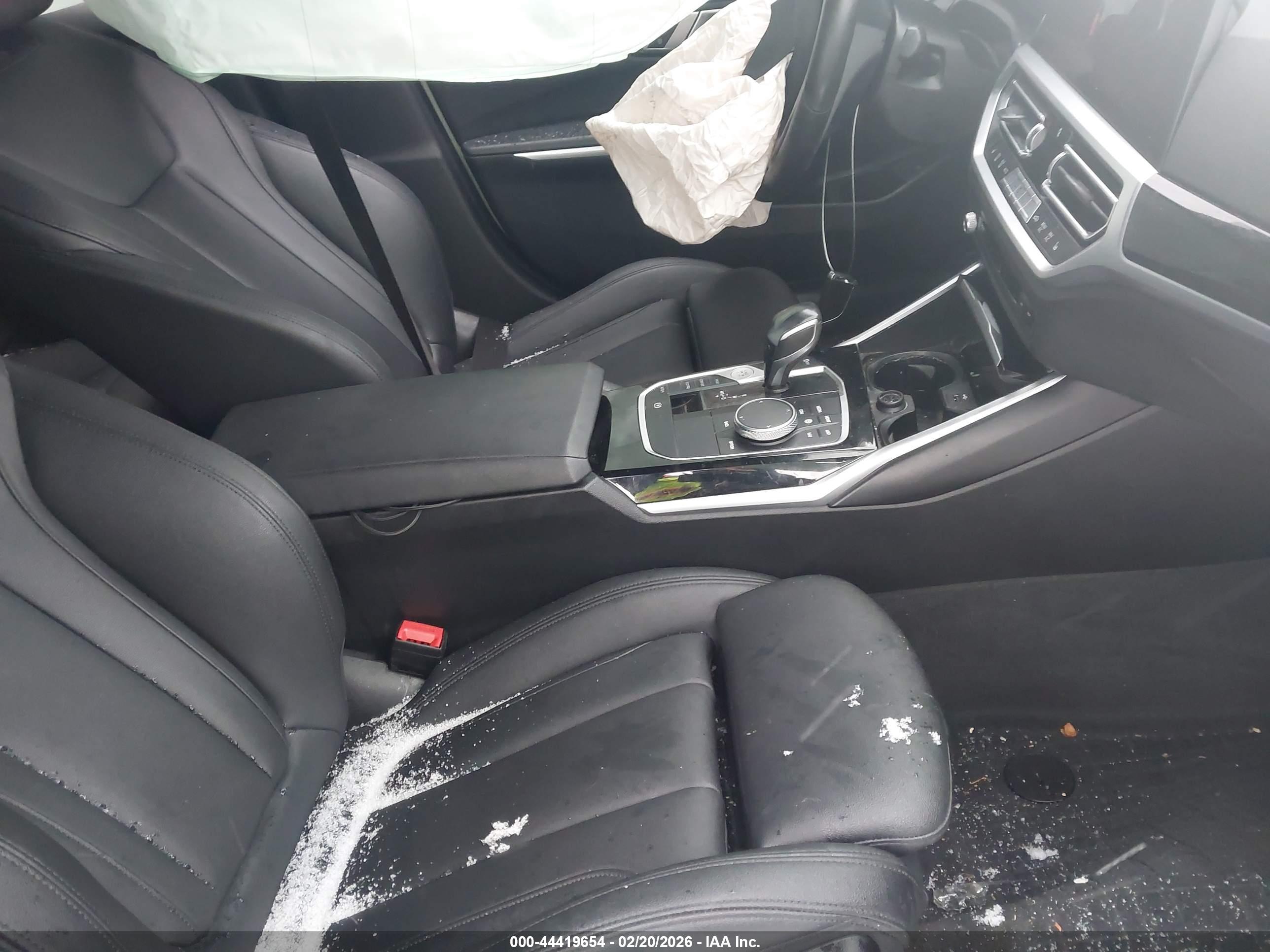 BMW 330I image 5