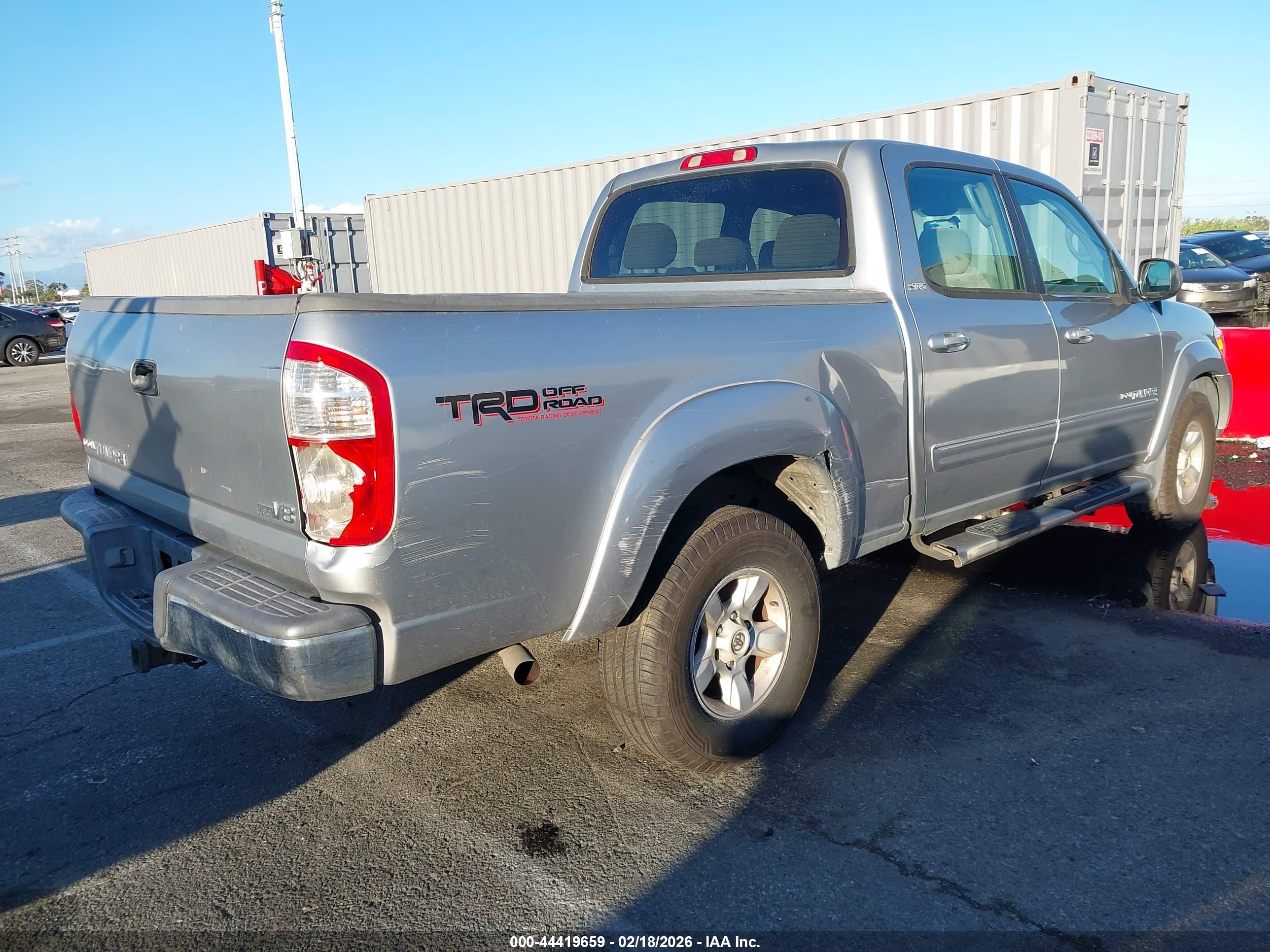 TOYOTA TUNDRA image 4