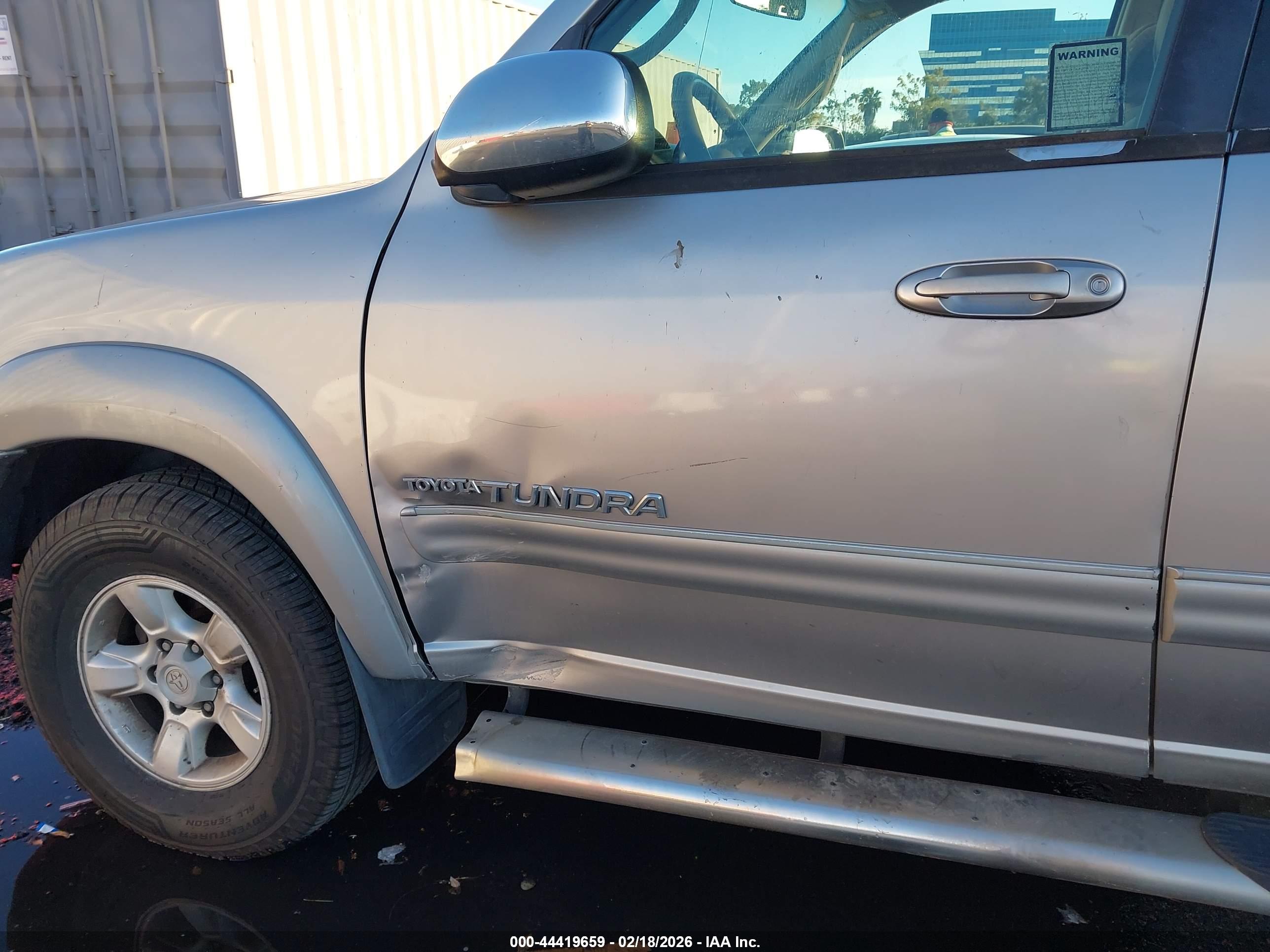 TOYOTA TUNDRA image 6