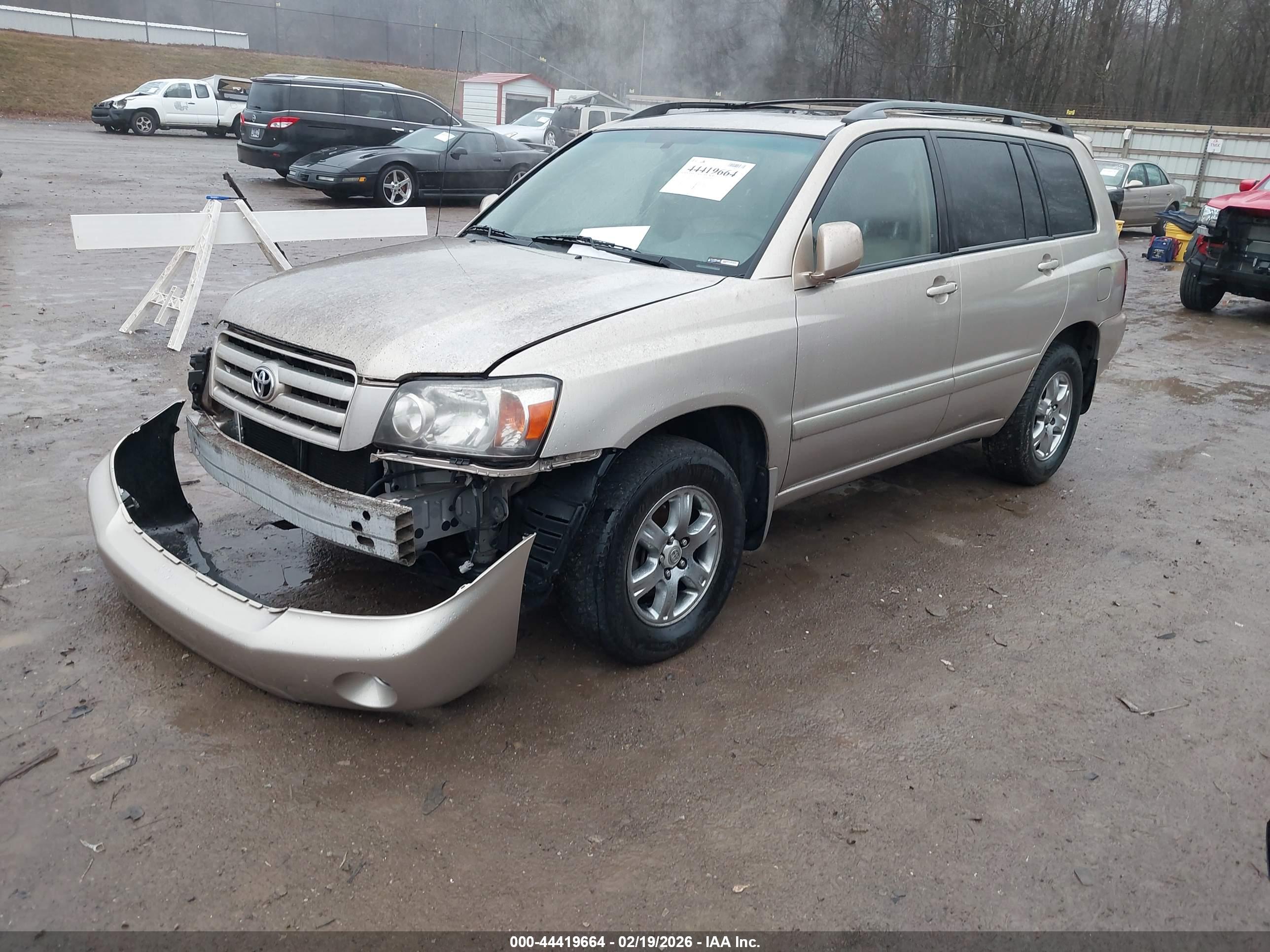 TOYOTA HIGHLANDER image 2