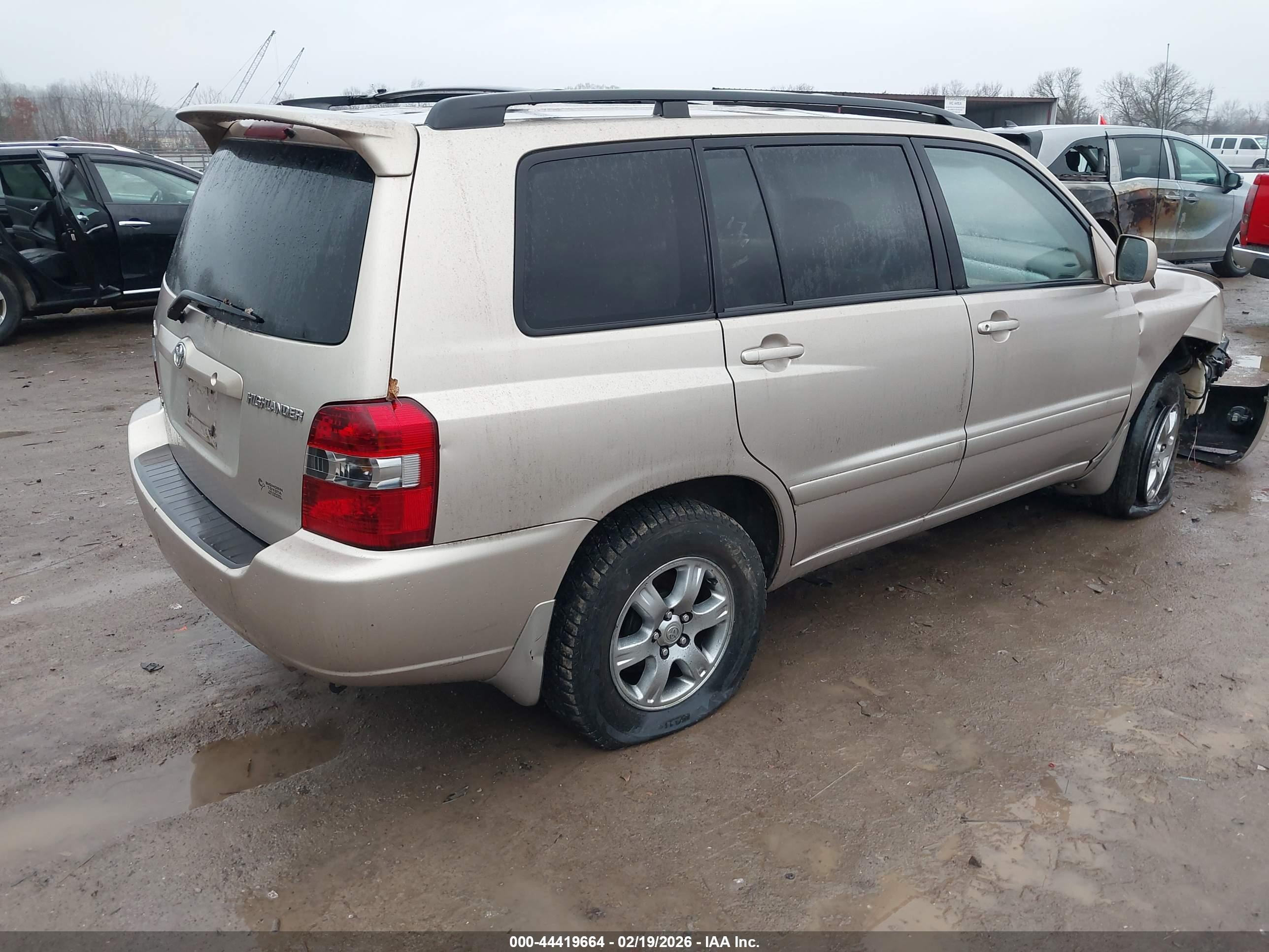 TOYOTA HIGHLANDER image 4