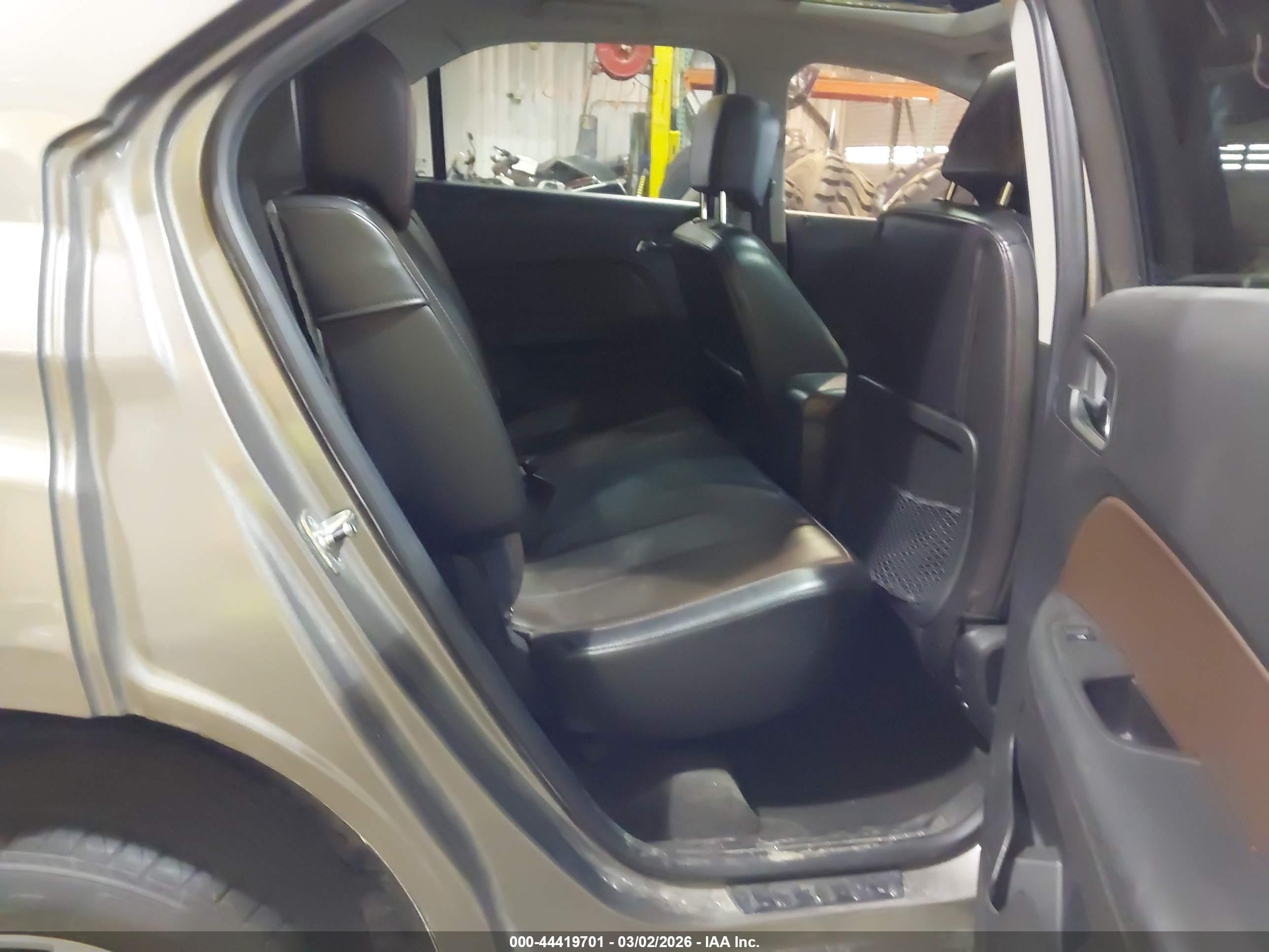 CHEVROLET EQUINOX image 8