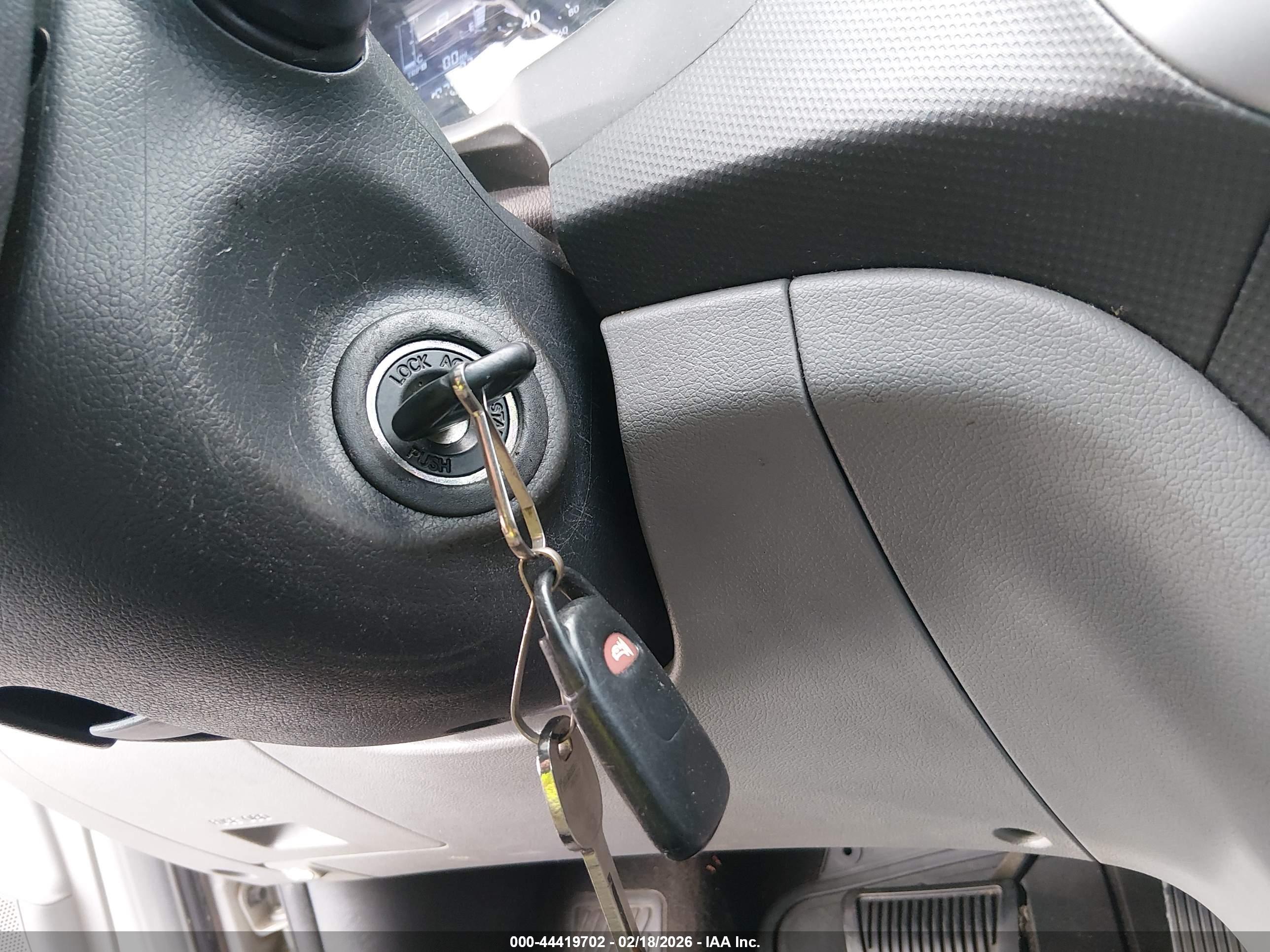 HYUNDAI ACCENT image 11