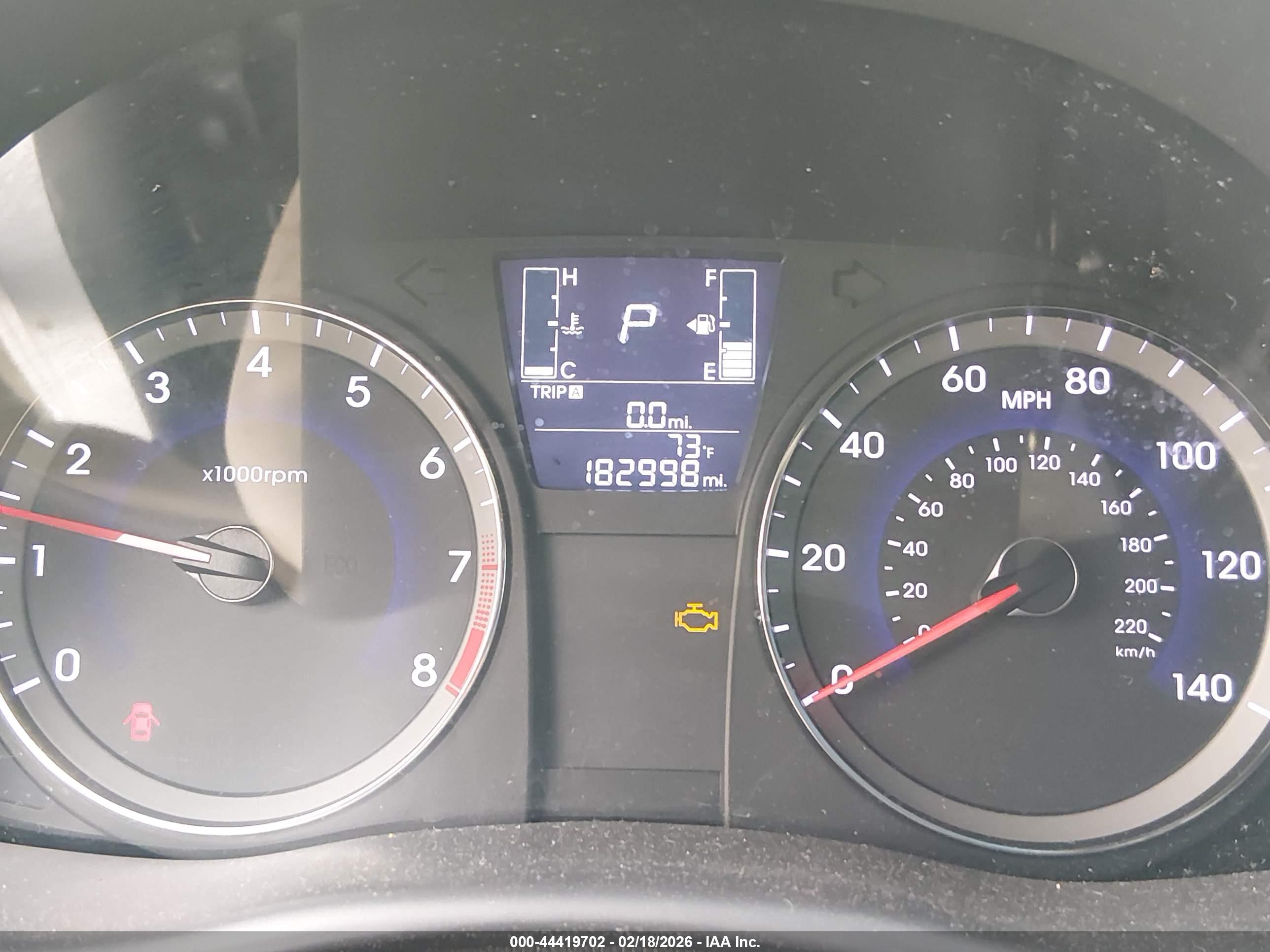 HYUNDAI ACCENT image 7