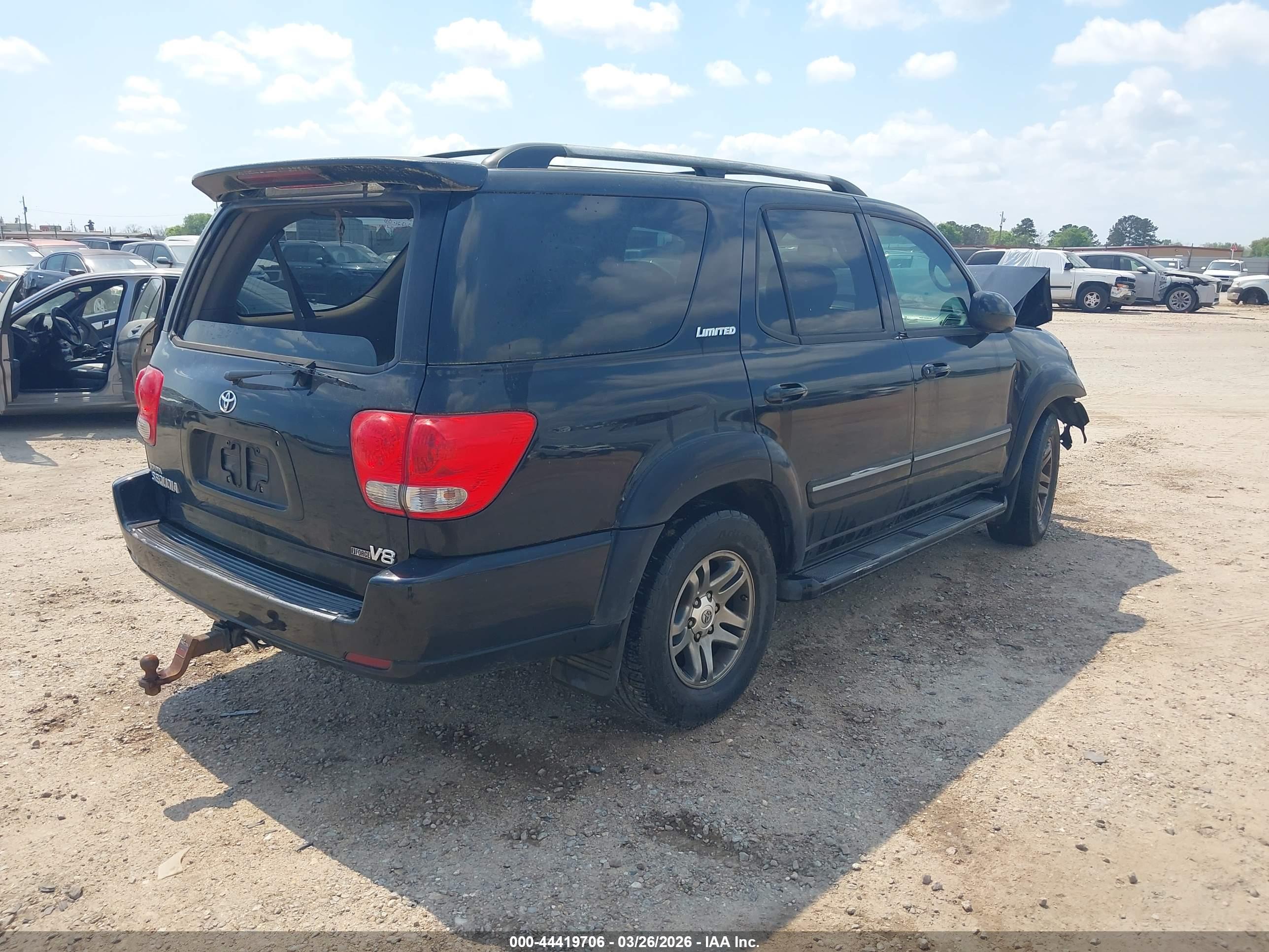 TOYOTA SEQUOIA image 4