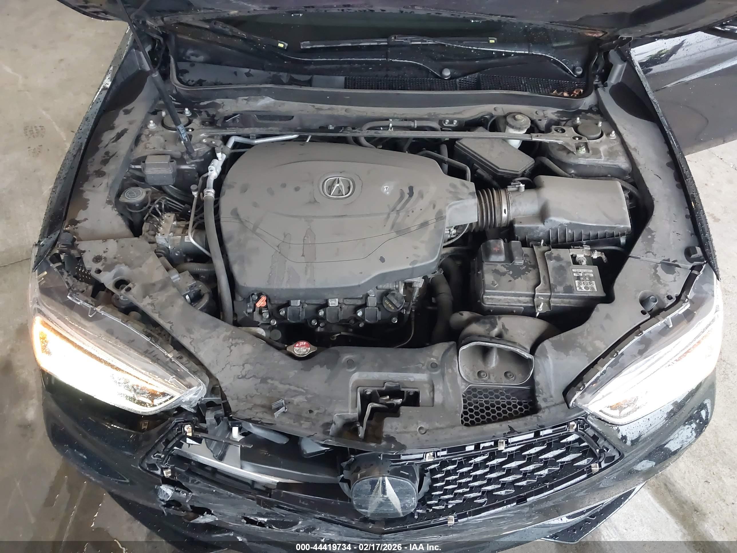 ACURA TLX image 10