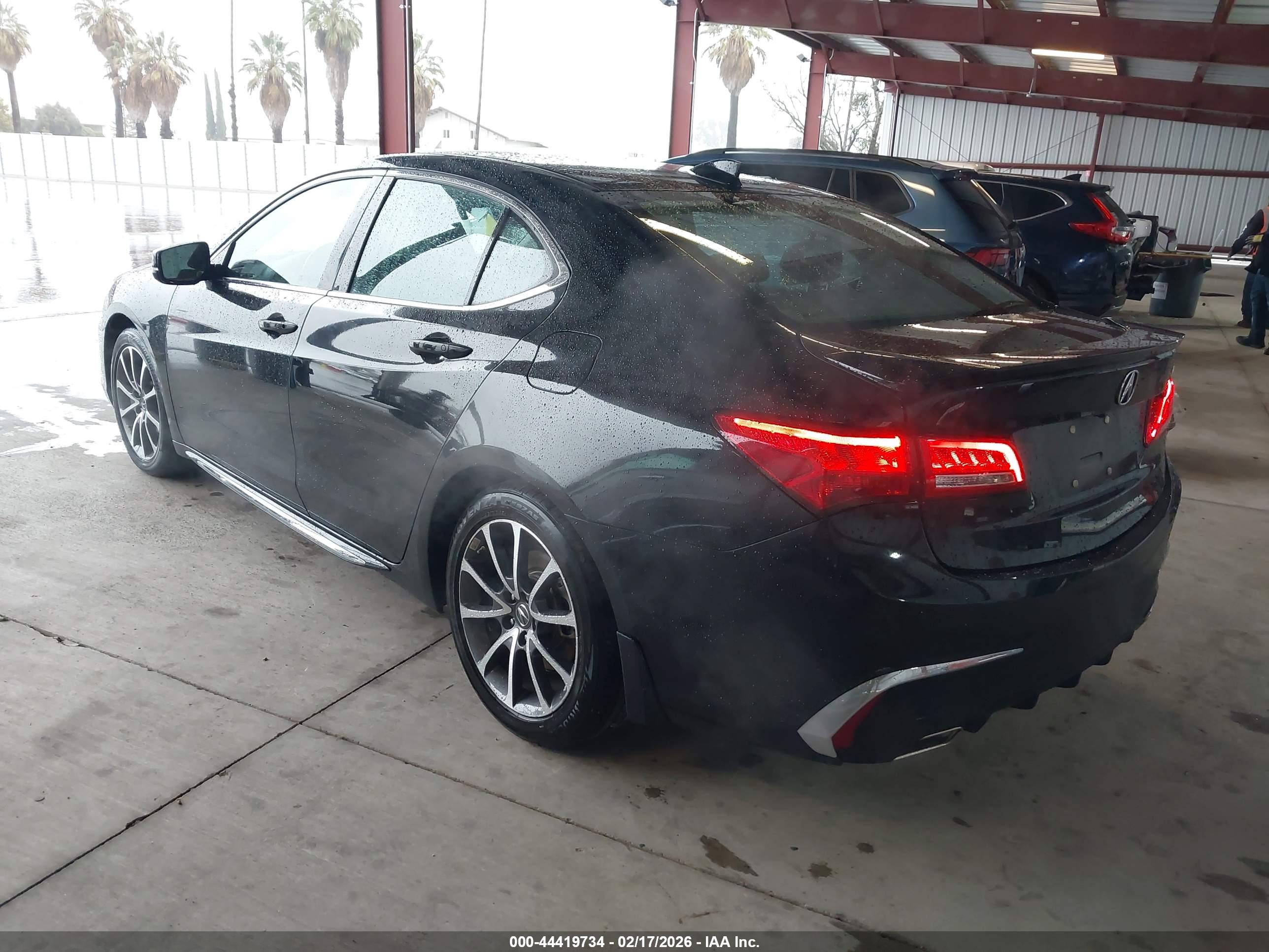 ACURA TLX image 3