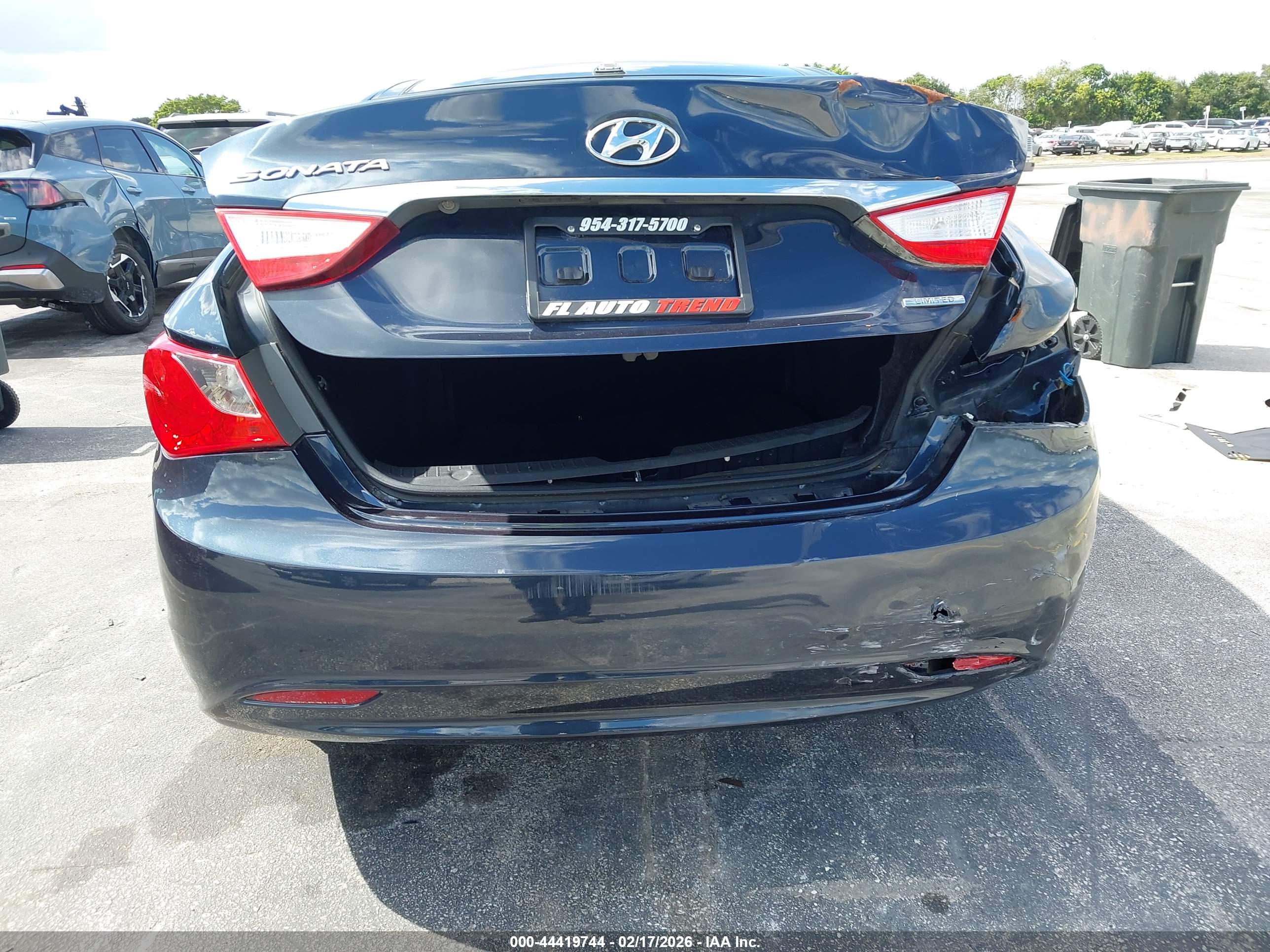 HYUNDAI SONATA image 6