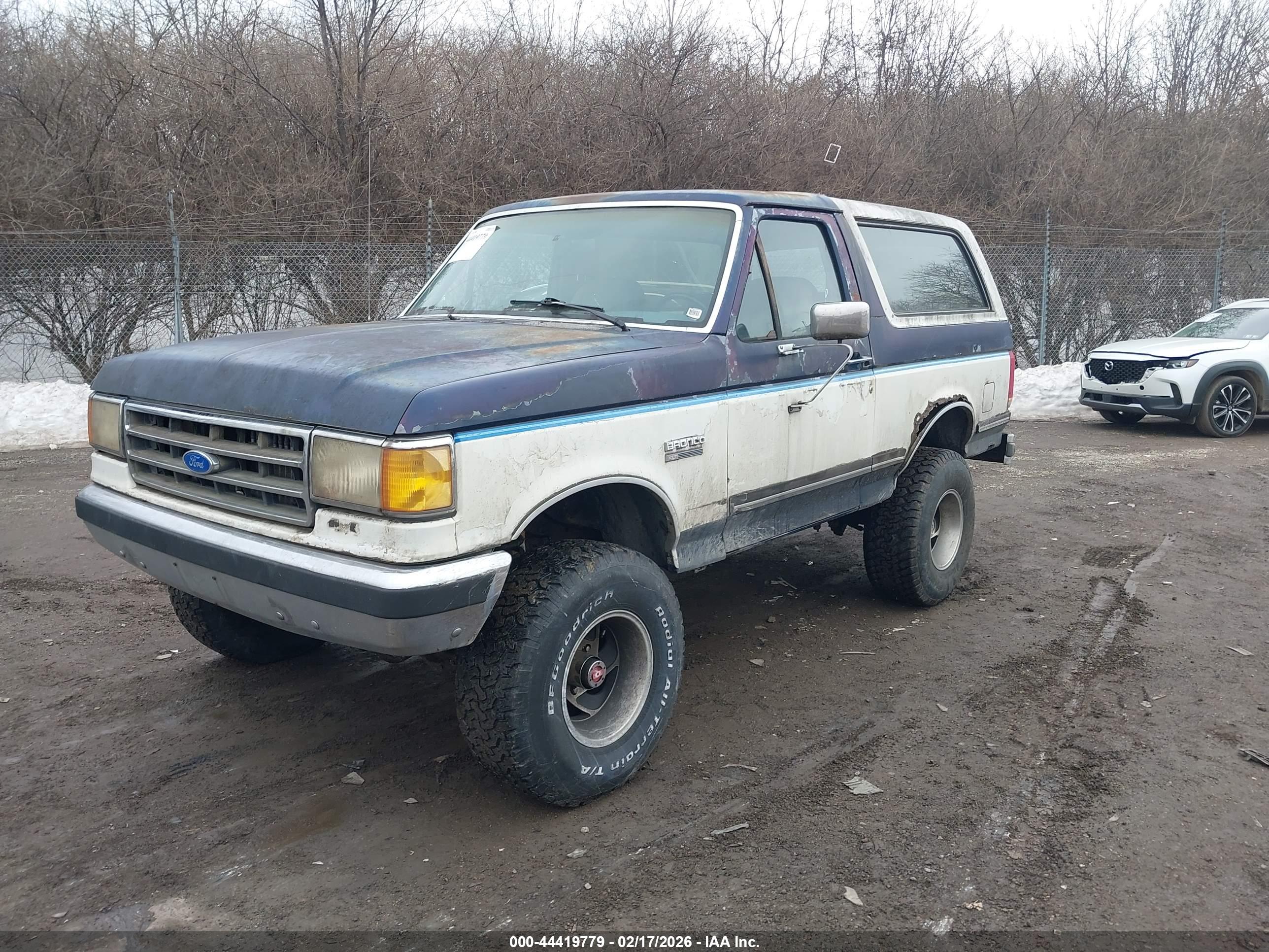 FORD BRONCO image 2