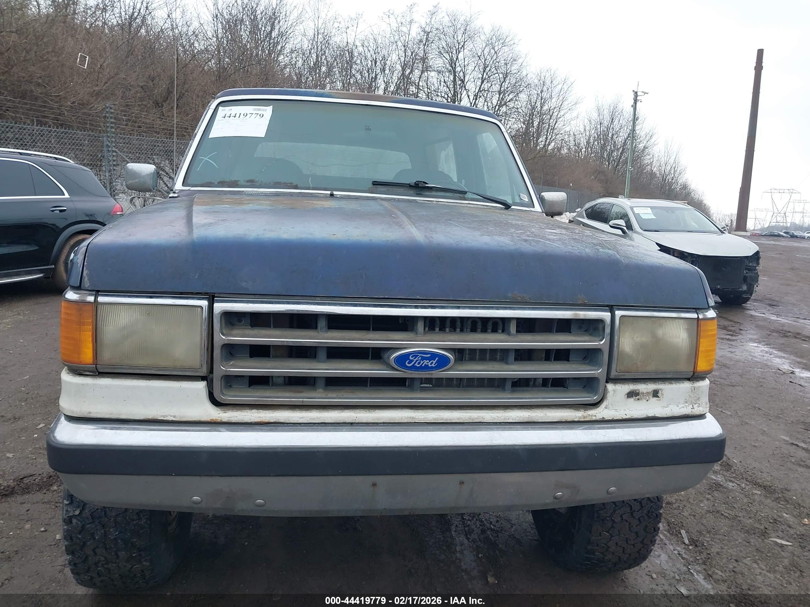 FORD BRONCO image 6