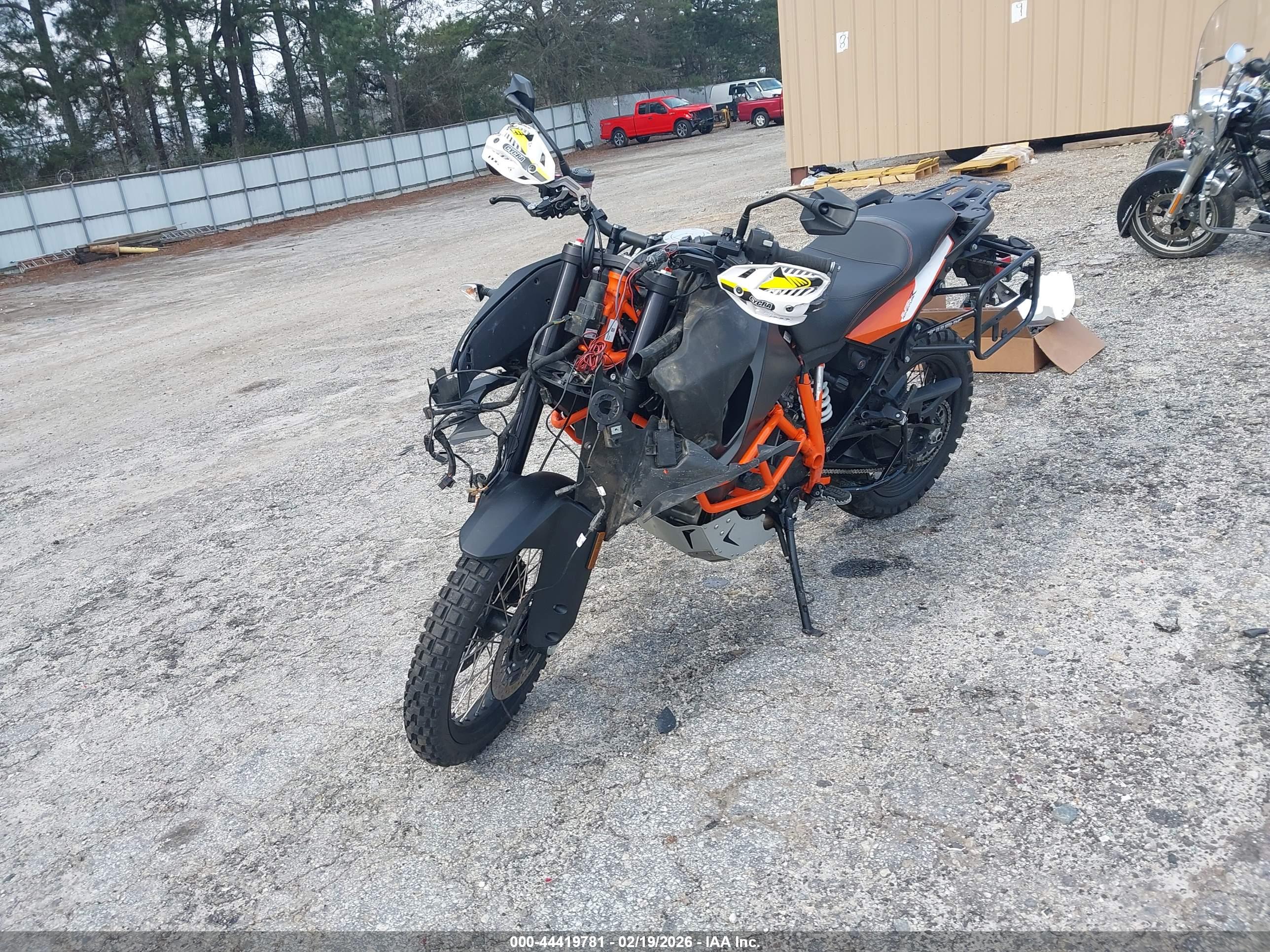 KTM 1290 image 2