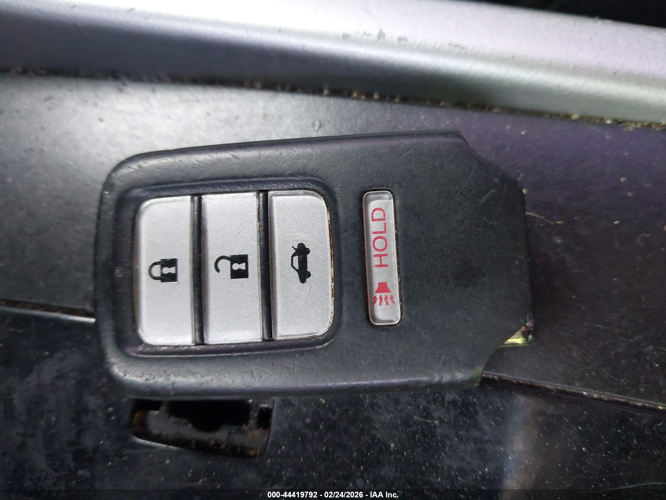 HONDA ACCORD image 11