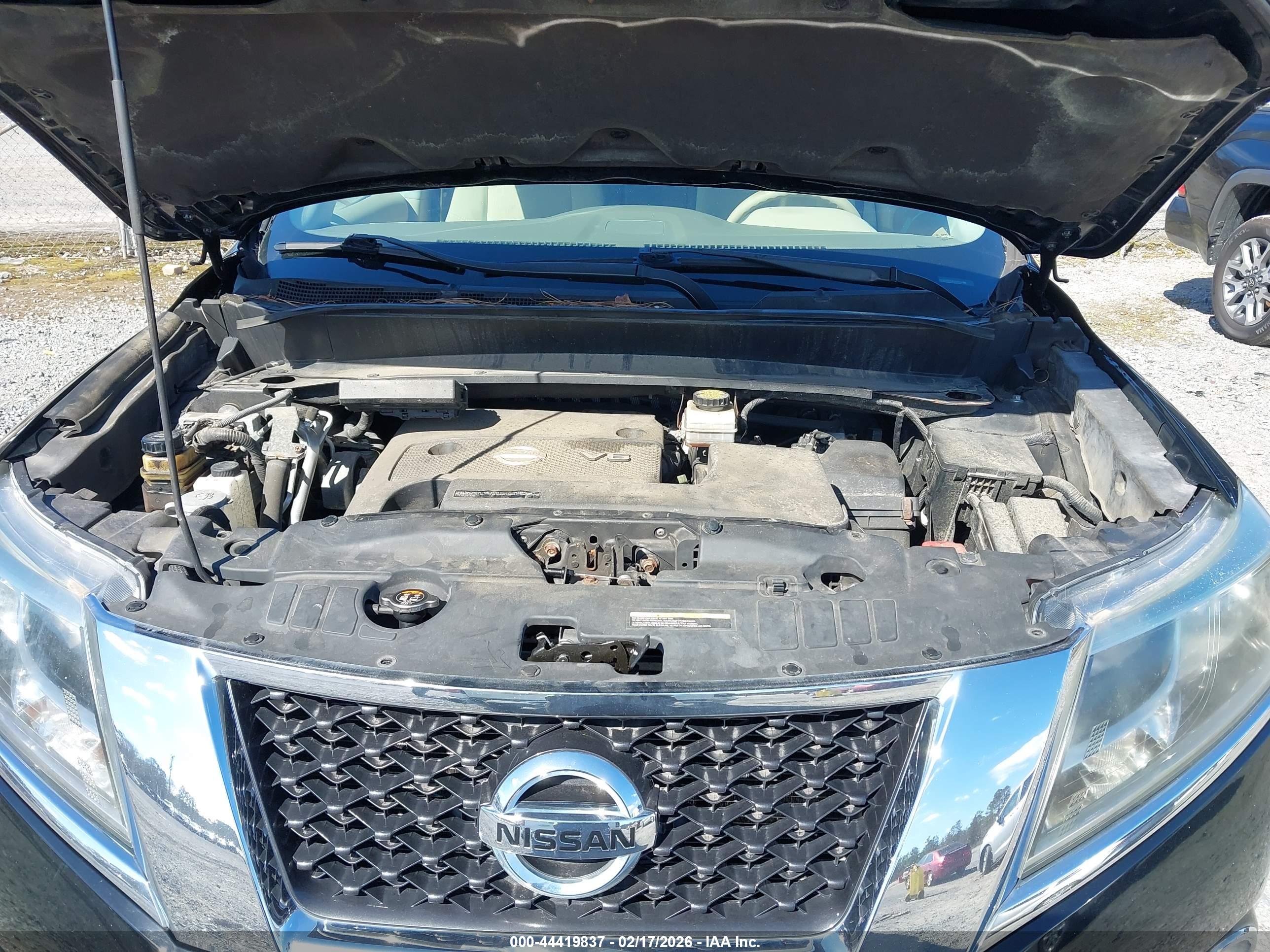 NISSAN PATHFINDER image 10