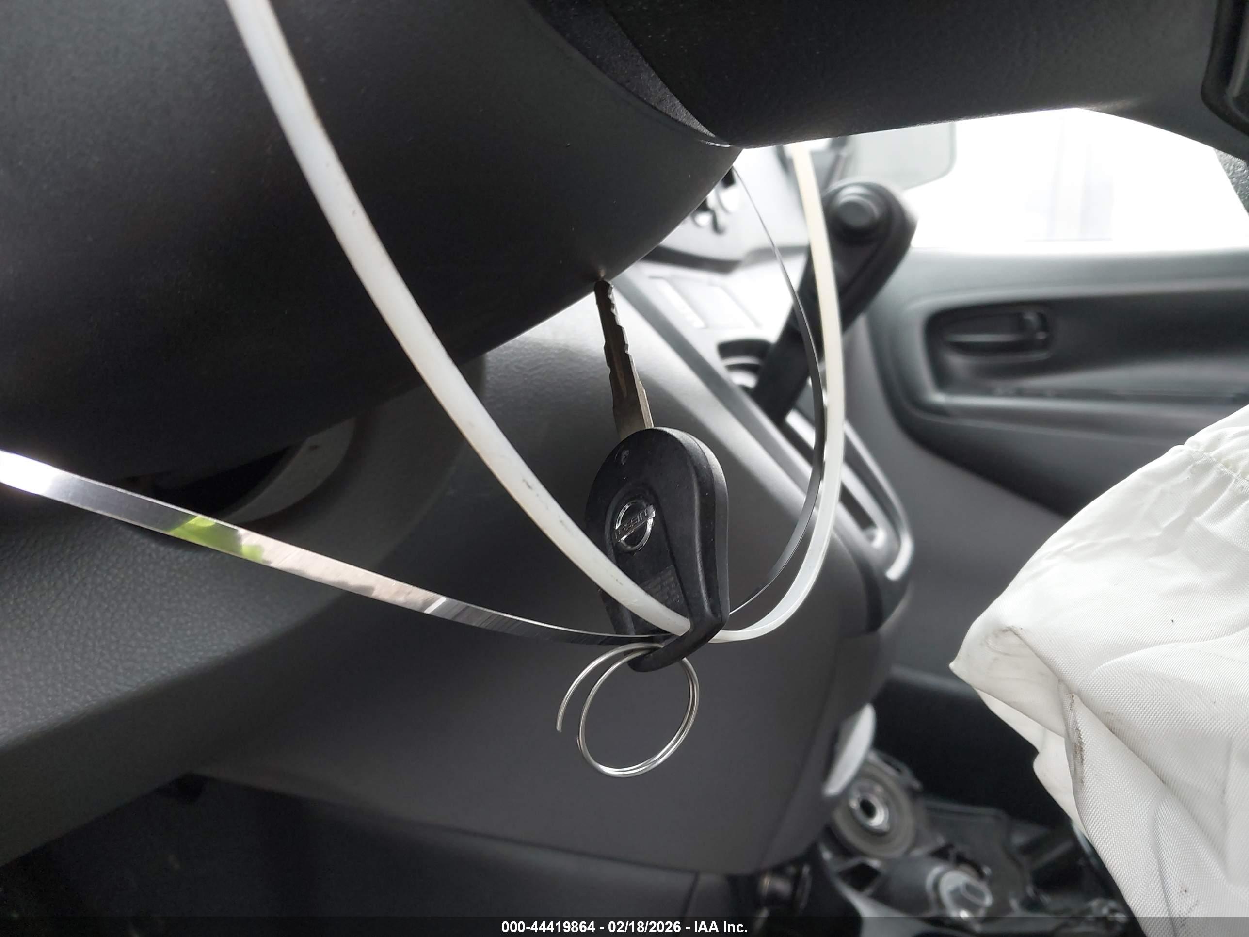 NISSAN NV200 image 11