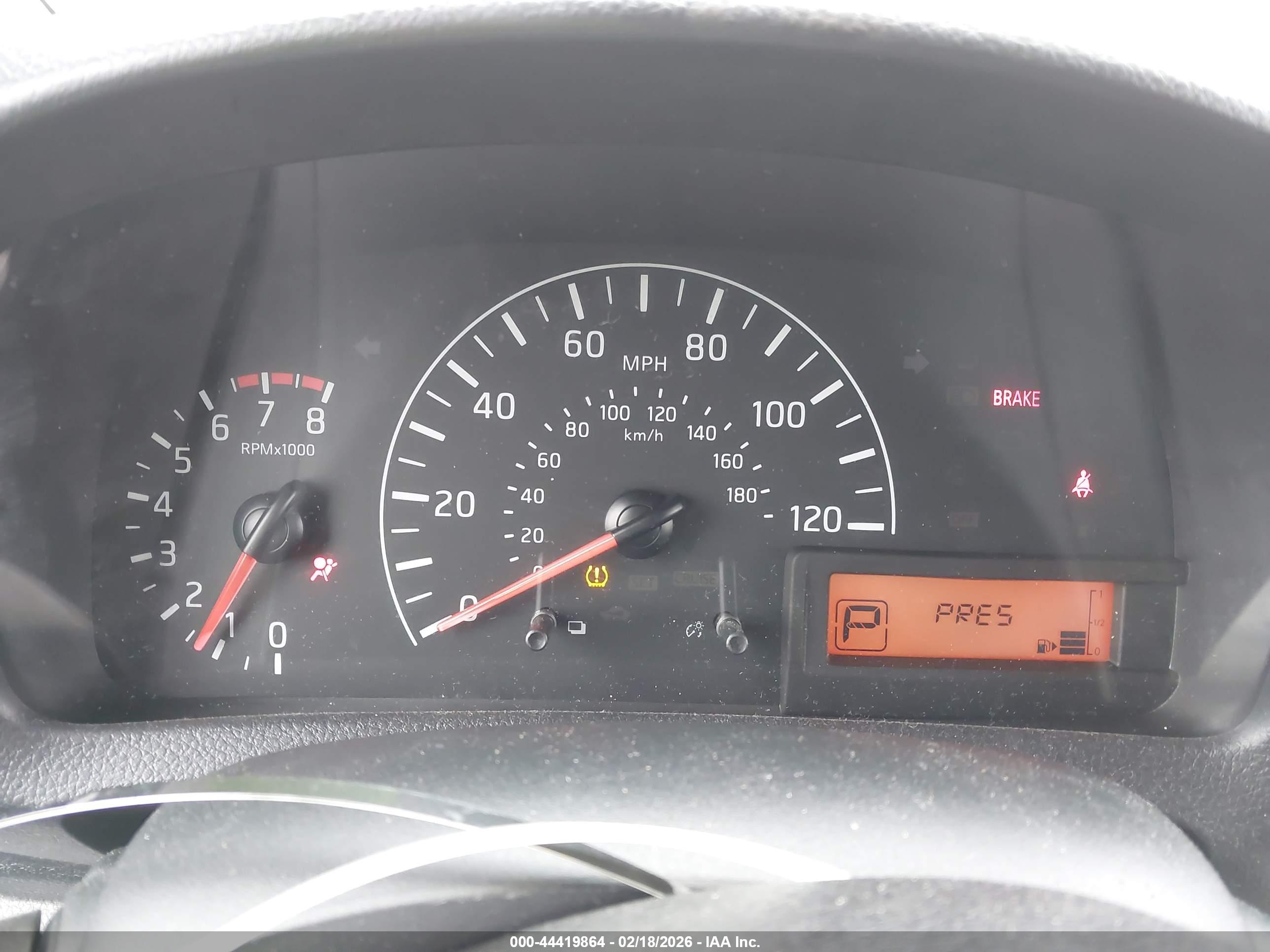 NISSAN NV200 image 7