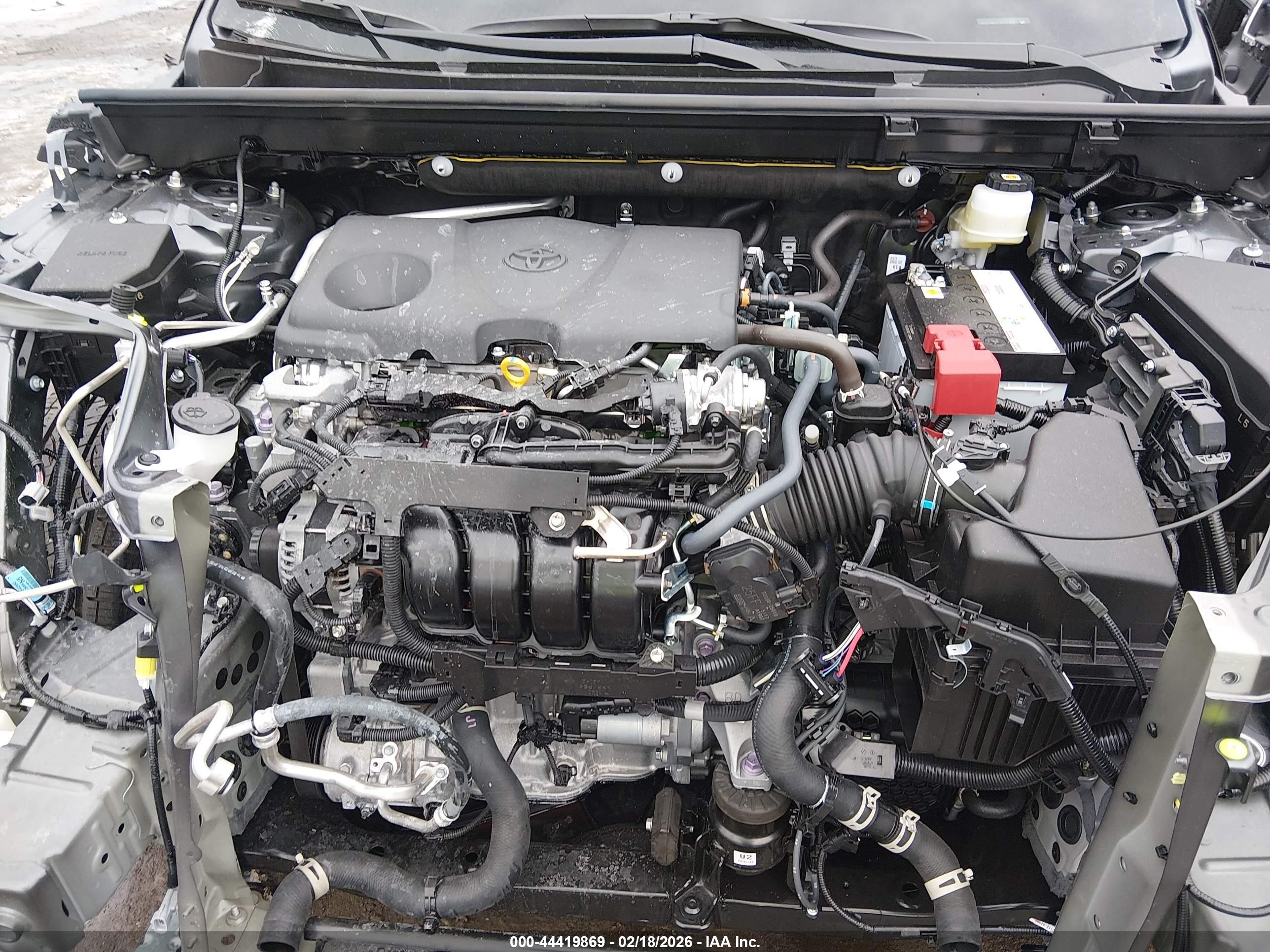 TOYOTA RAV4 image 10