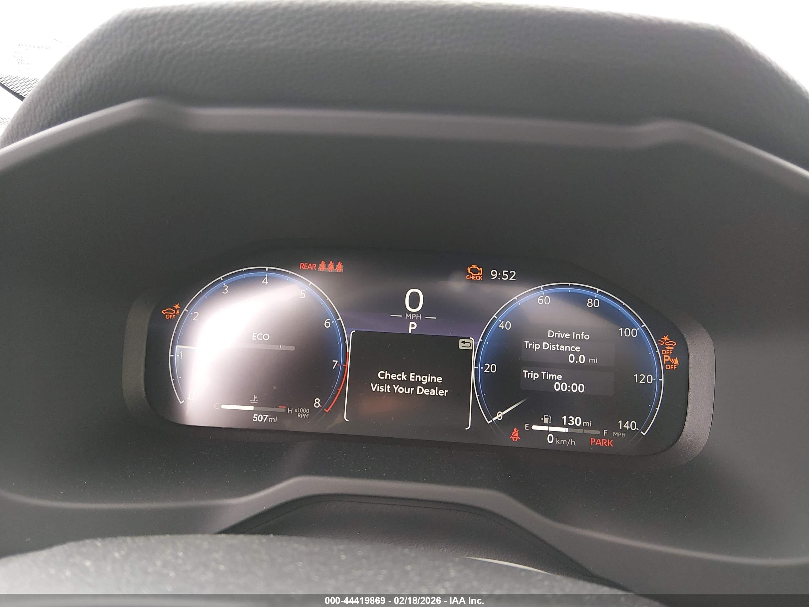 TOYOTA RAV4 image 7