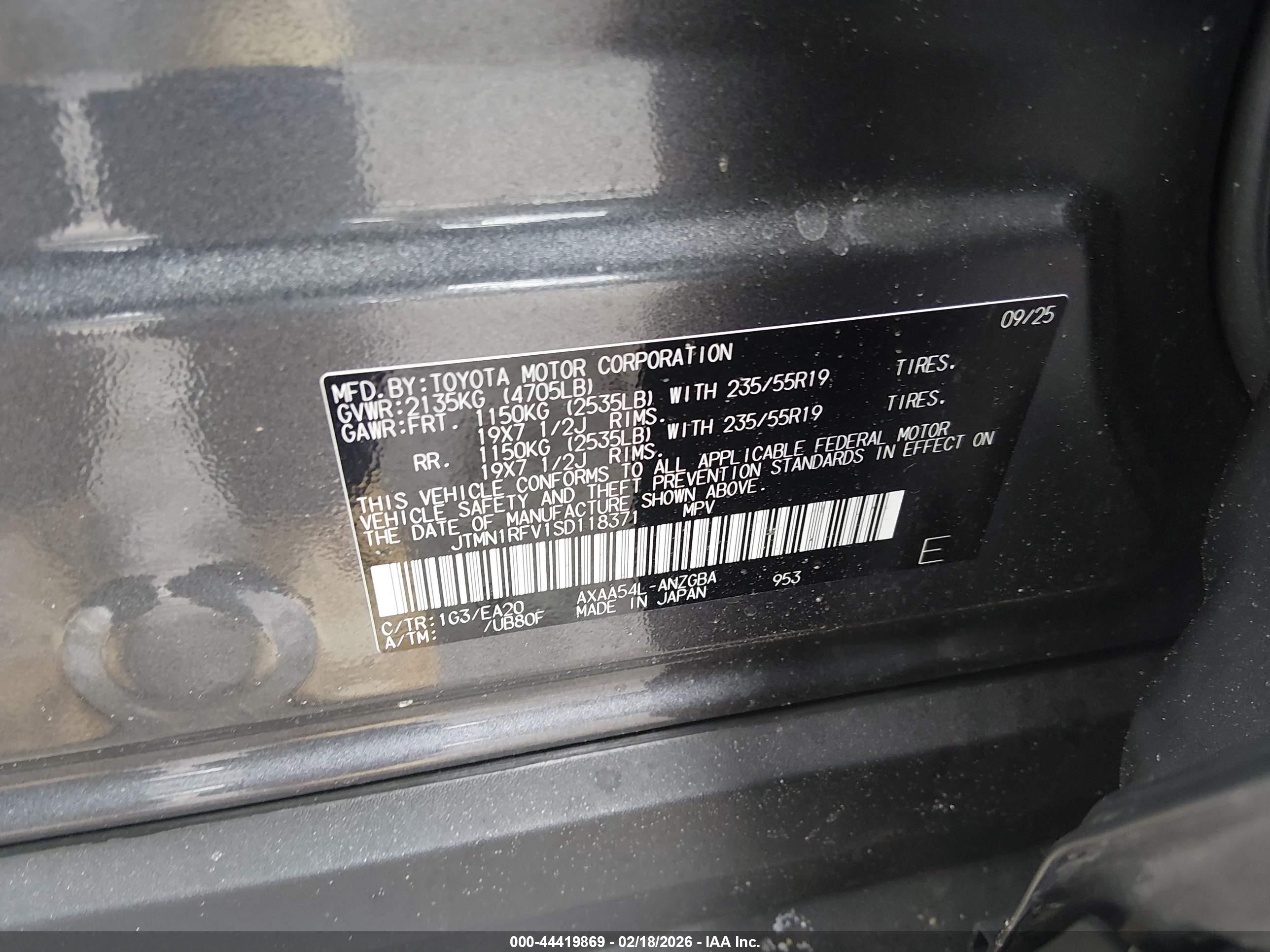 TOYOTA RAV4 image 9