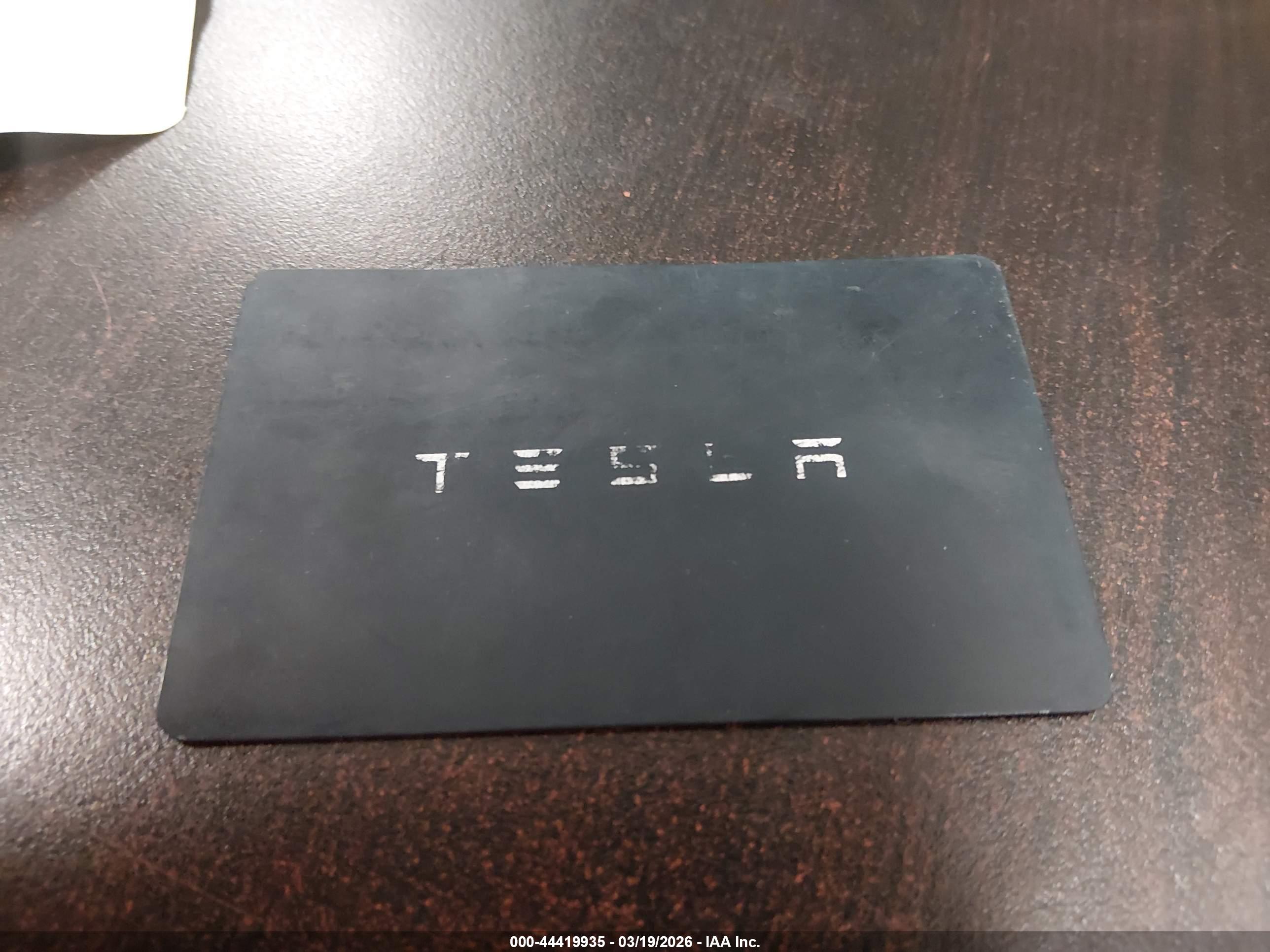 TESLA MODEL image 11