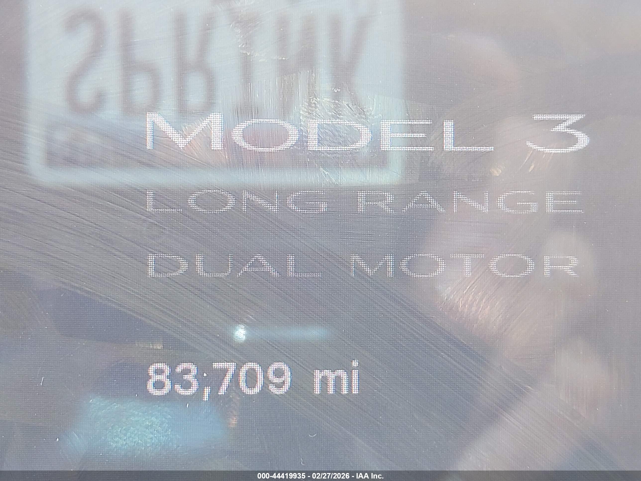 TESLA MODEL image 7