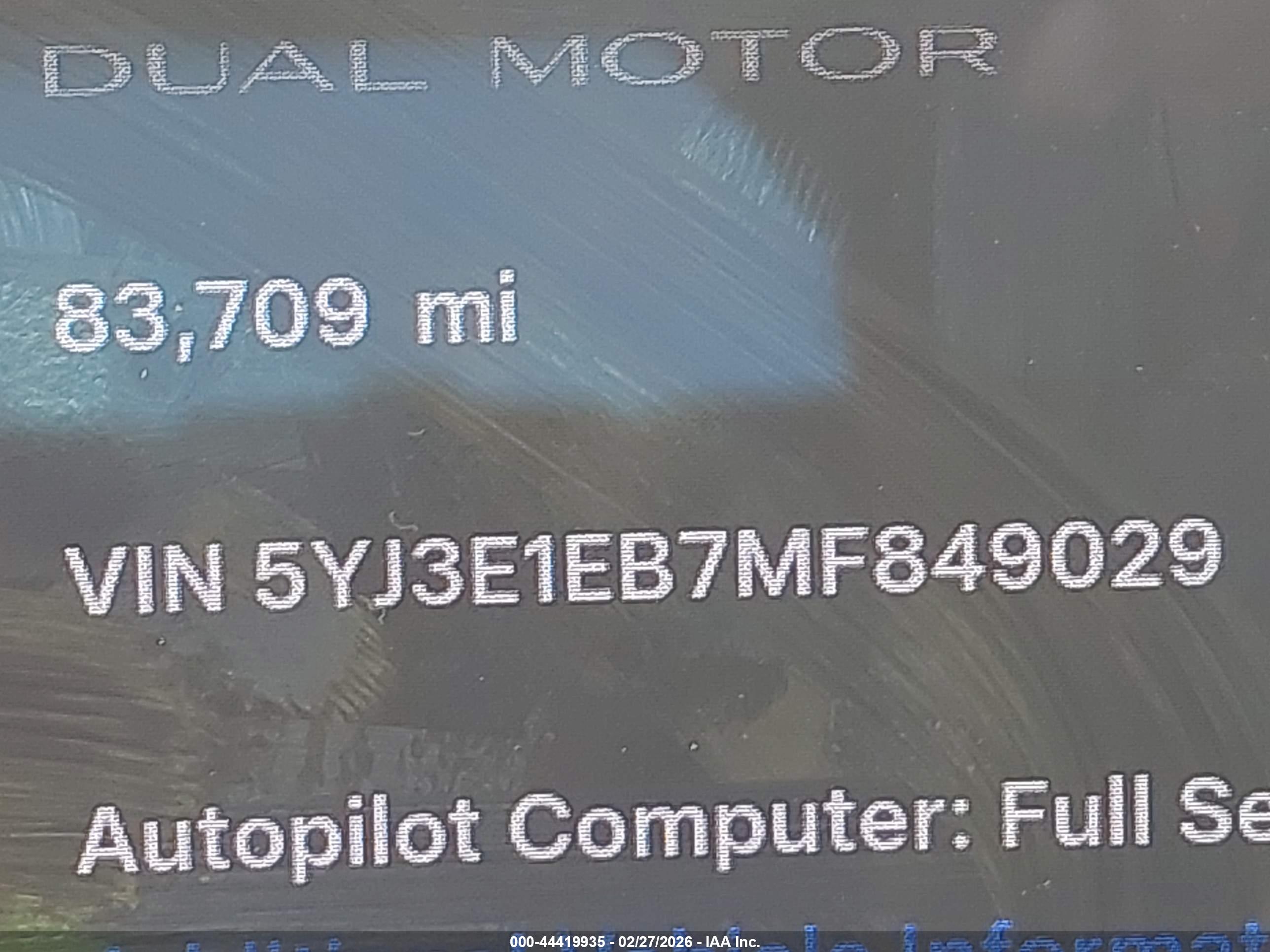 TESLA MODEL image 9