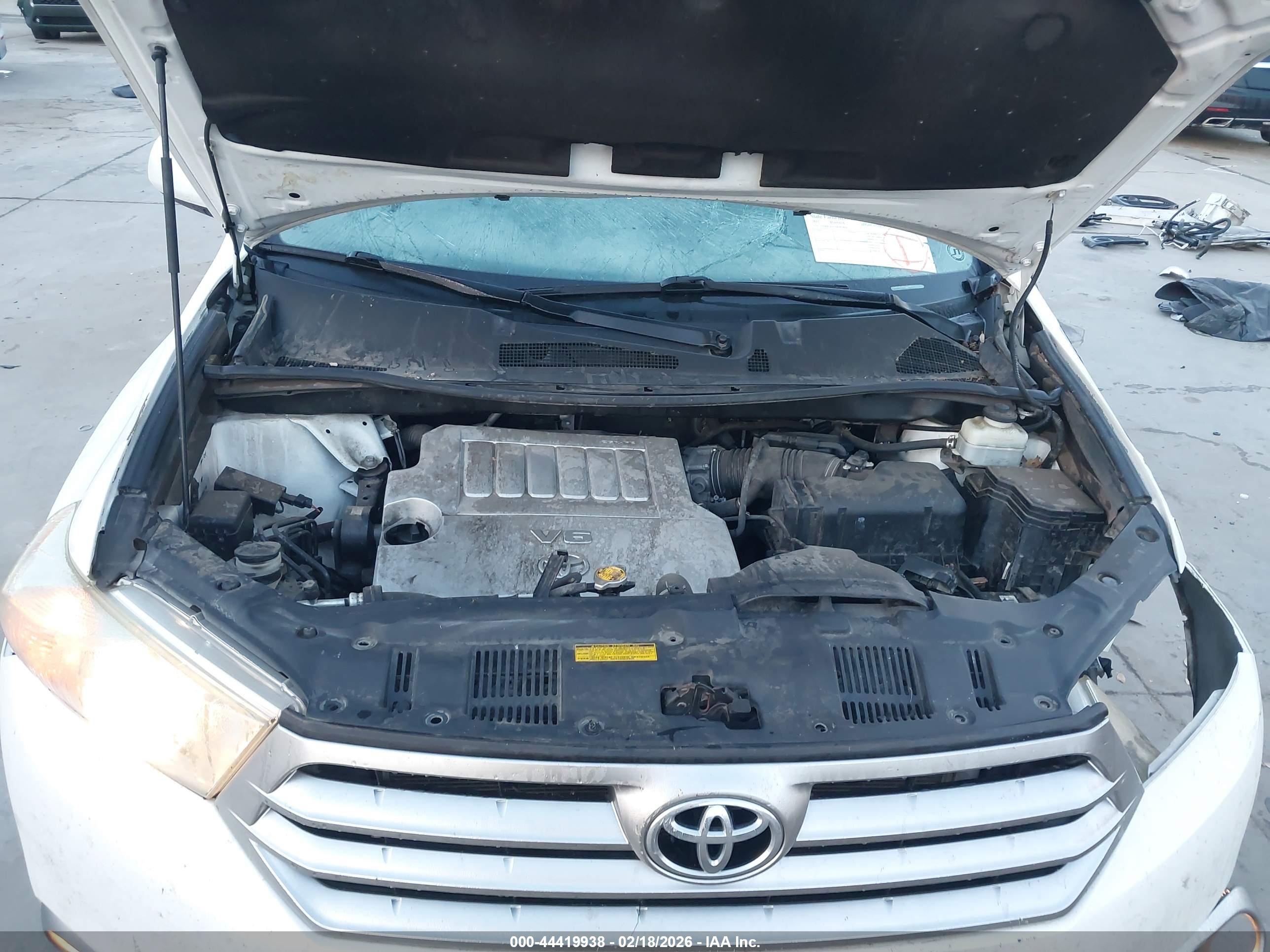 TOYOTA HIGHLANDER image 10