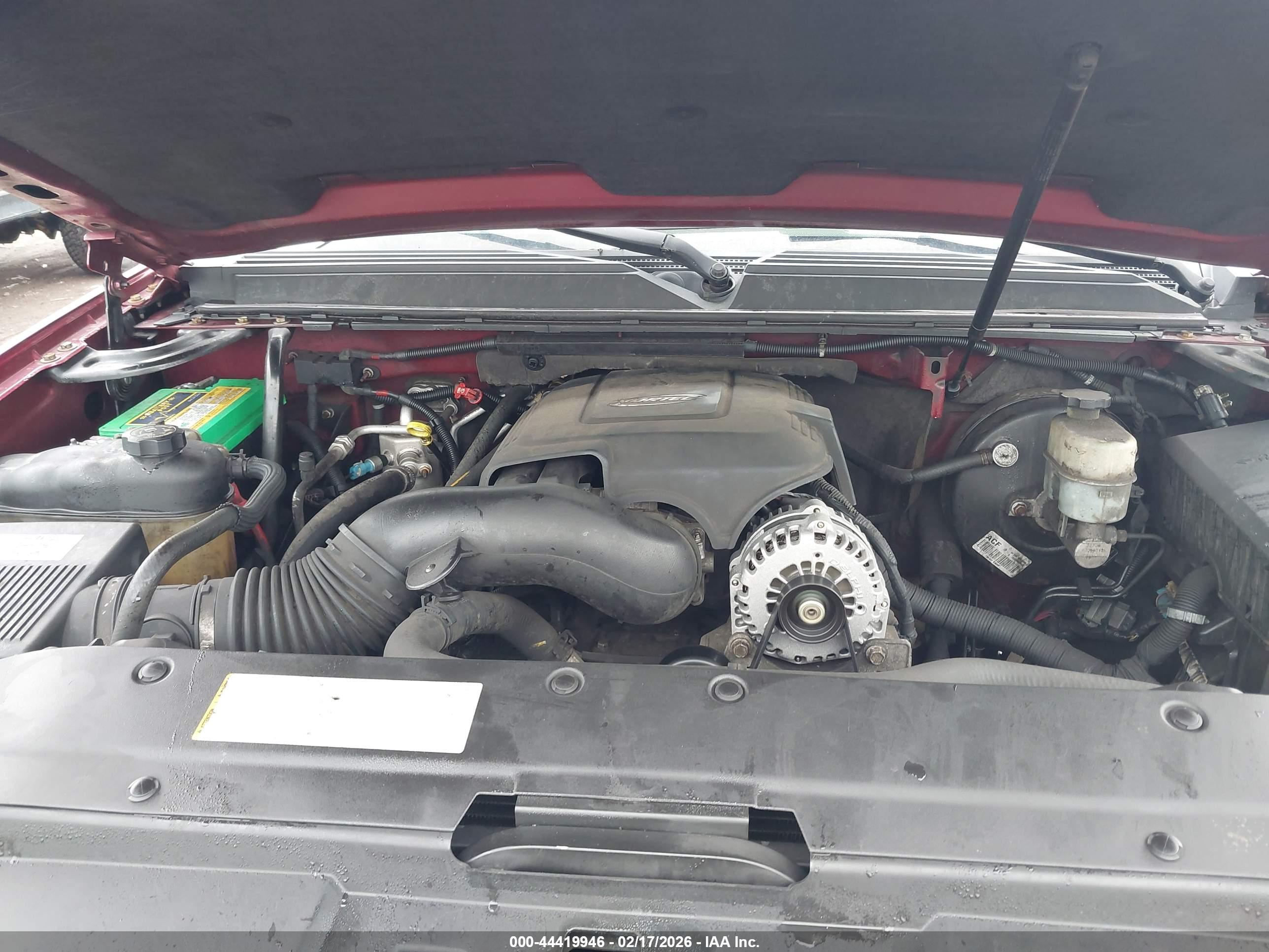 CHEVROLET TAHOE image 10